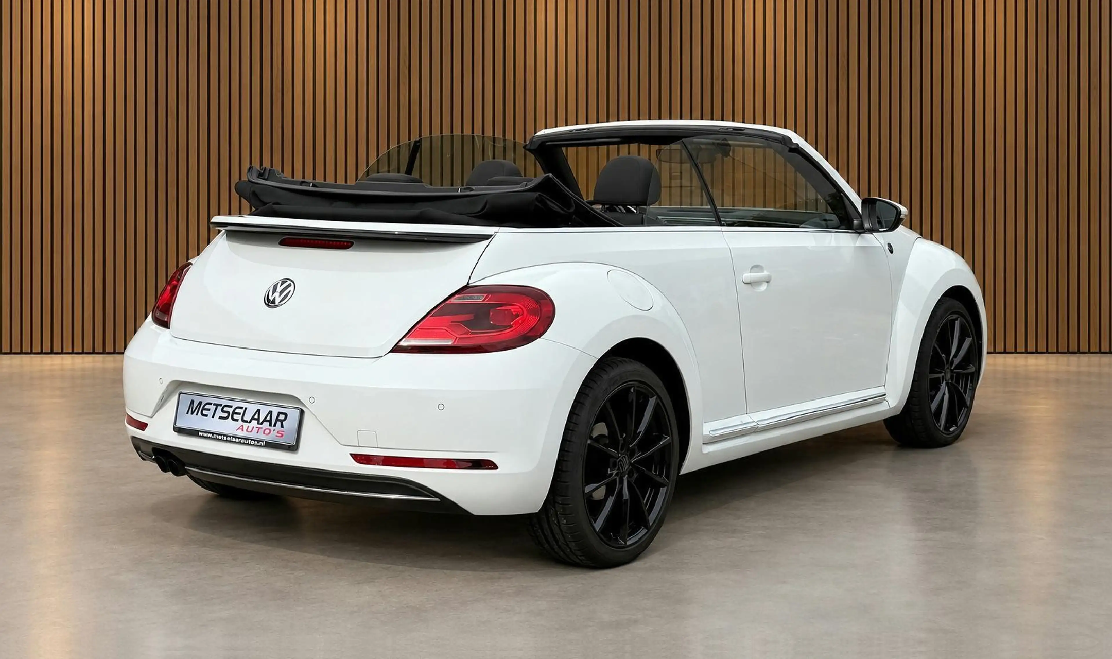 Volkswagen Beetle 1.4 Tsi — photo 6