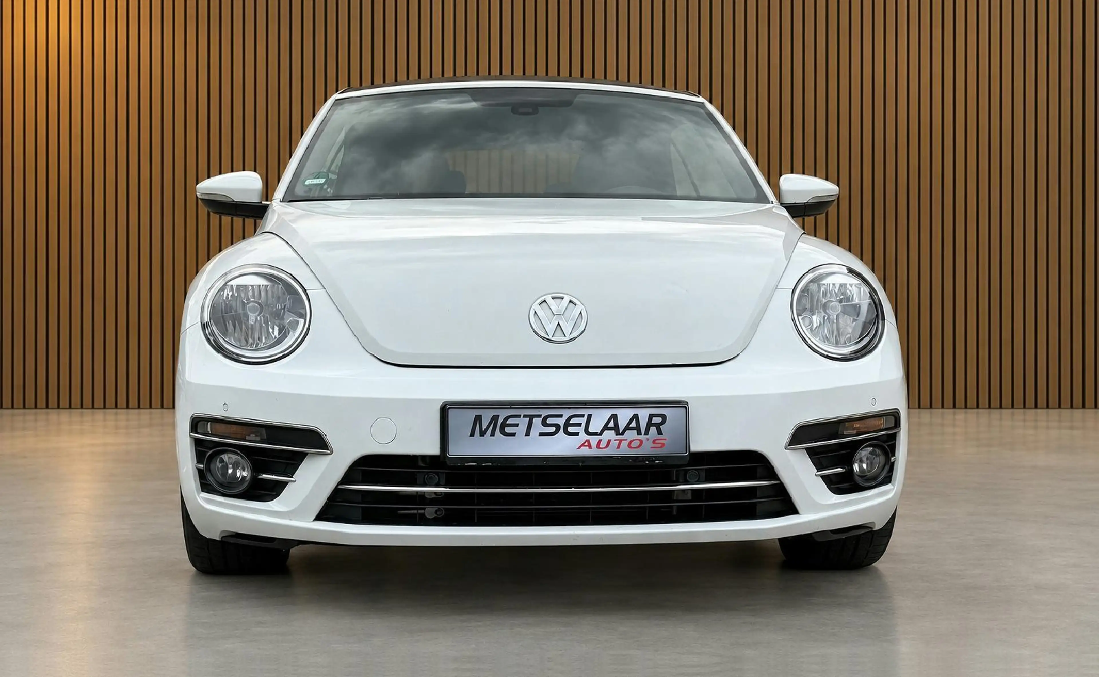 Volkswagen Beetle 1.4 Tsi — photo 11