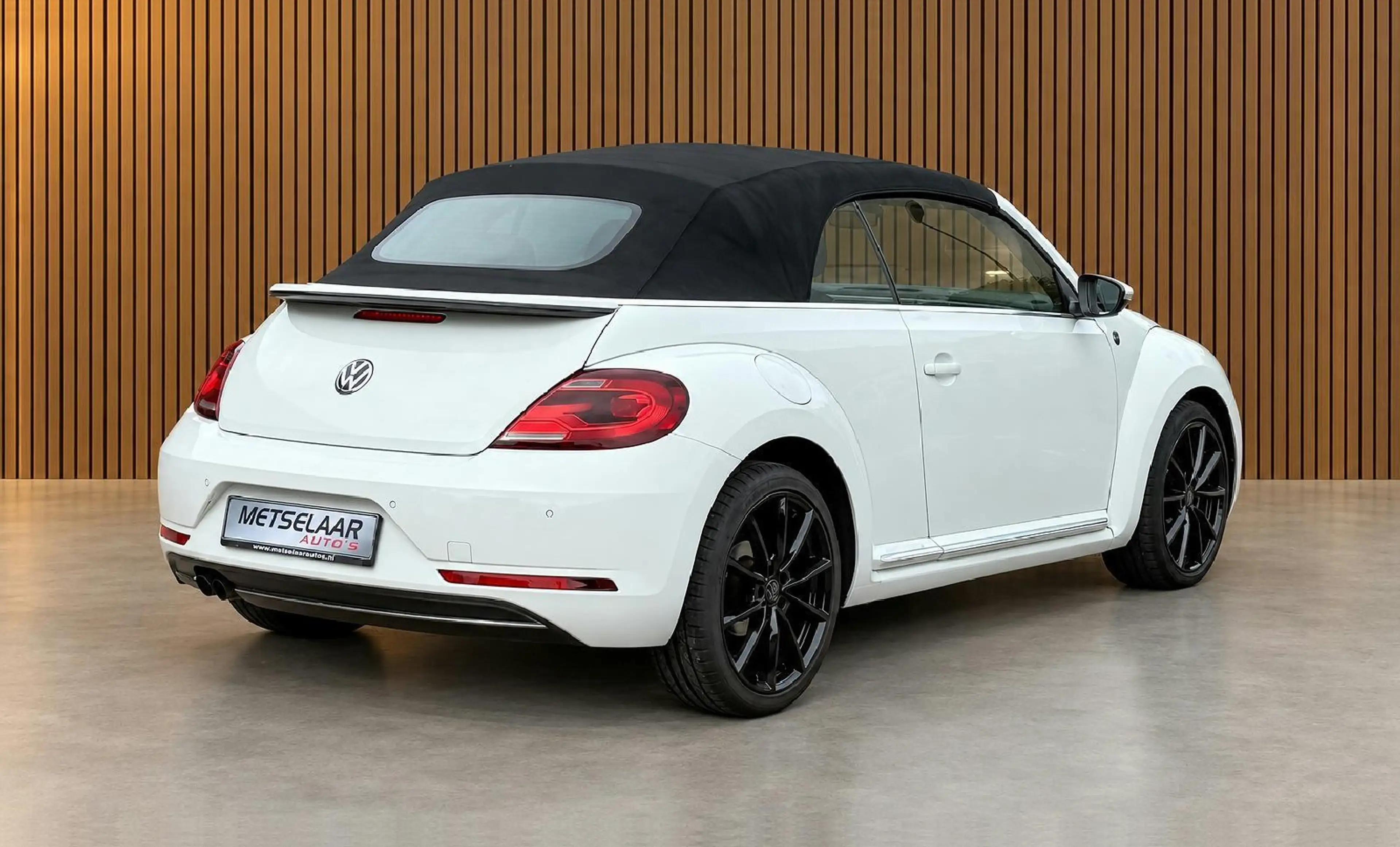 Volkswagen Beetle 1.4 Tsi — photo 2