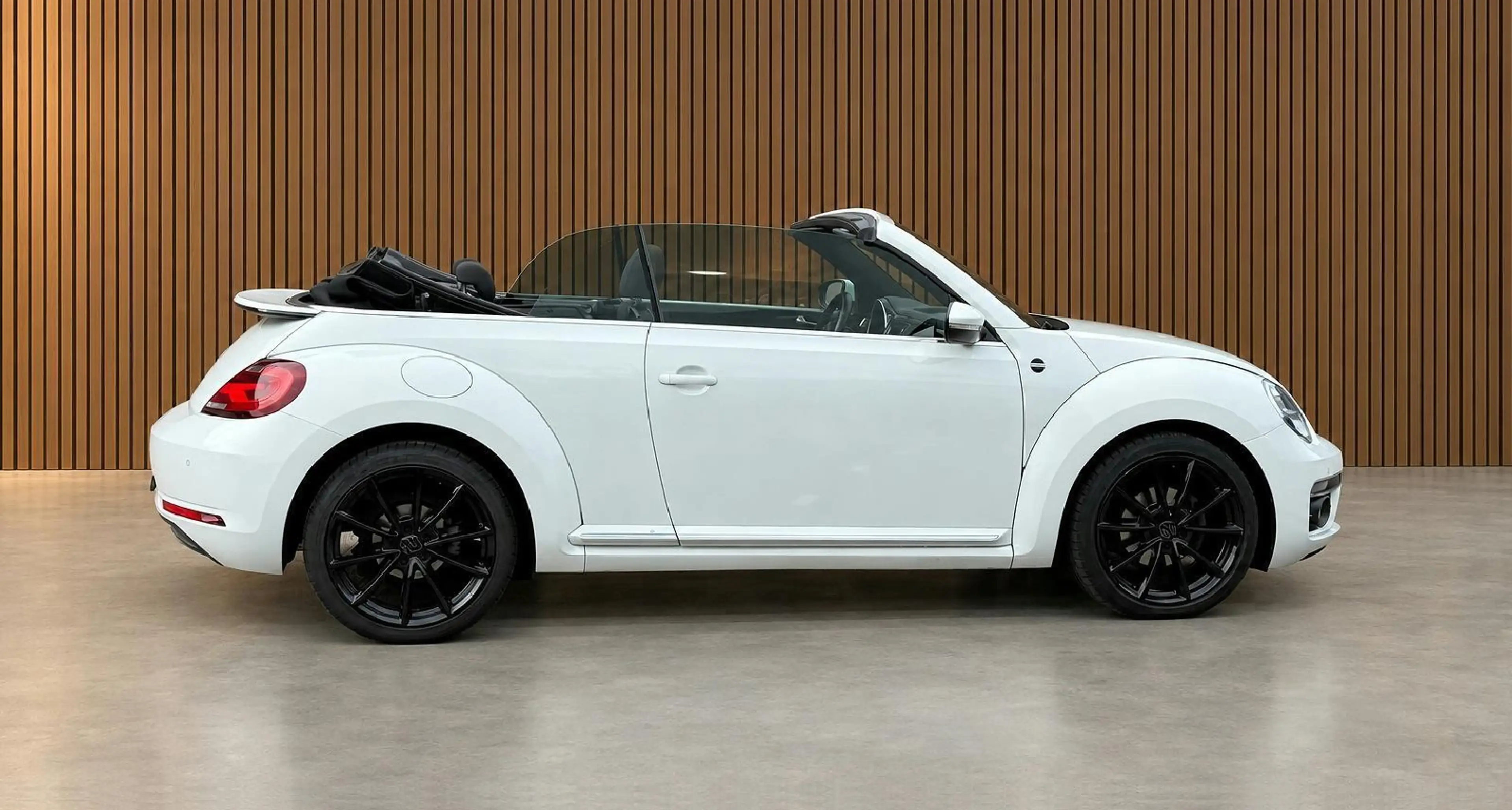 Volkswagen Beetle 1.4 Tsi — photo 9