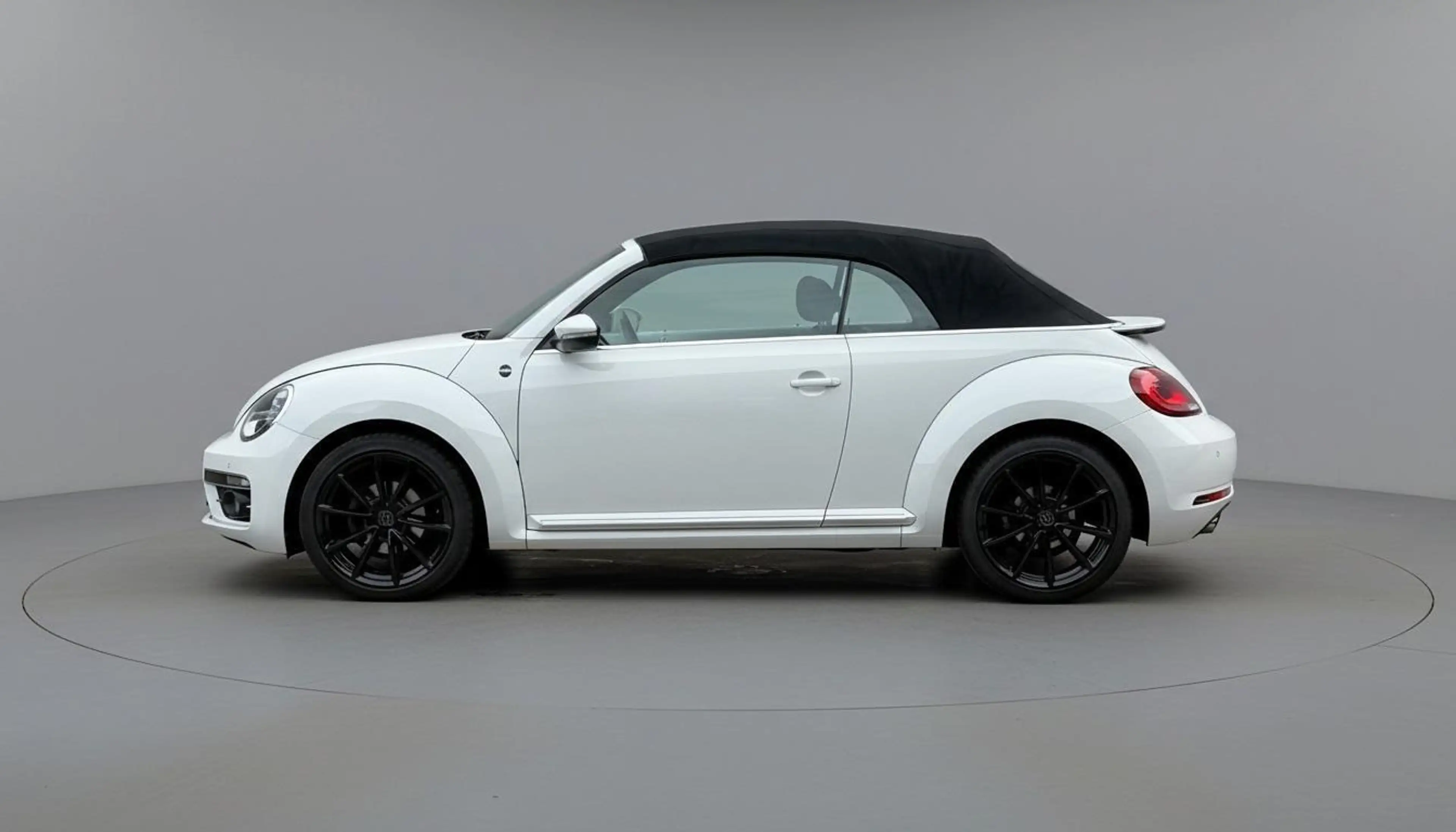 Volkswagen Beetle 1.4 Tsi — photo 11