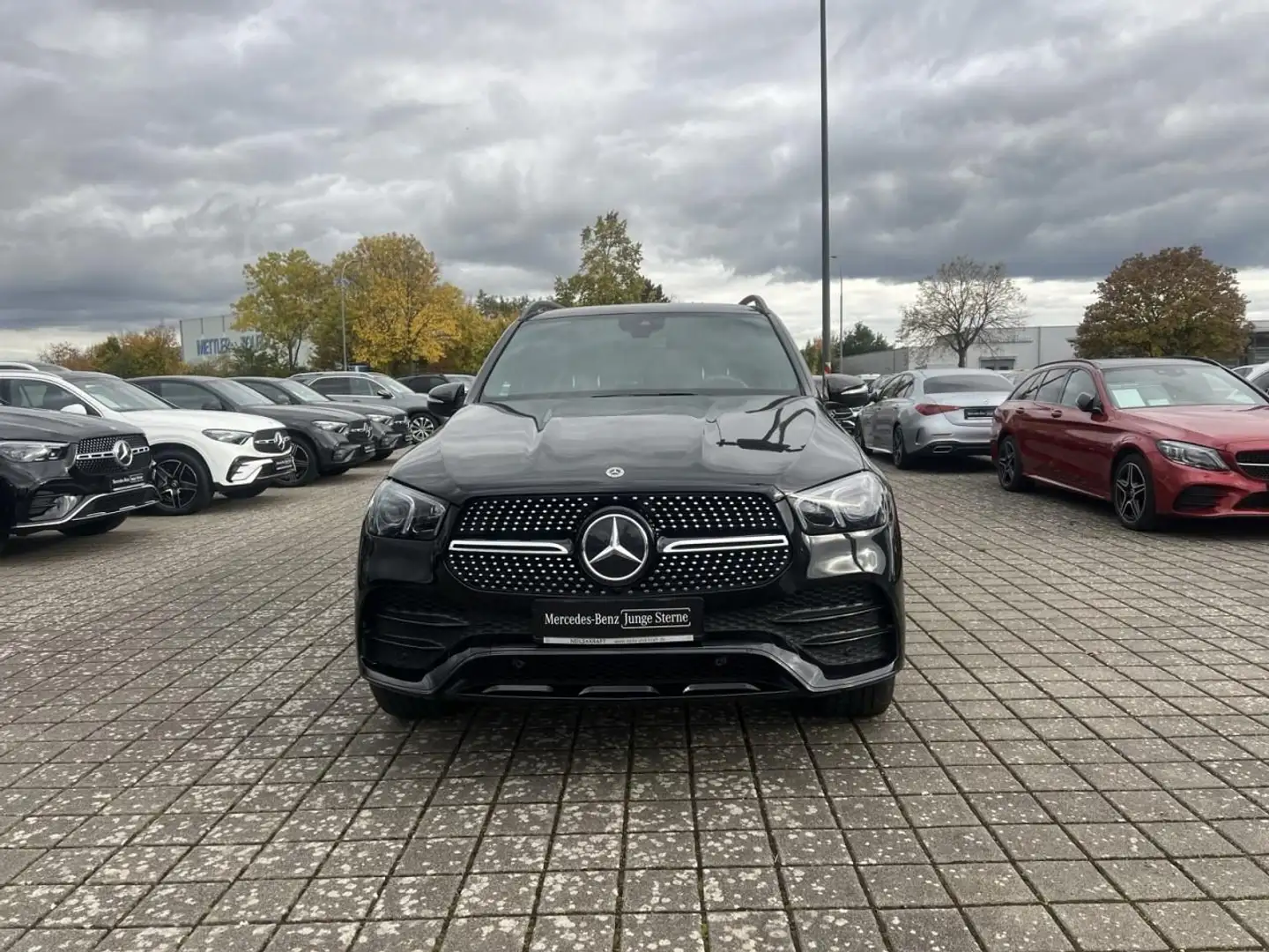 Mercedes-Benz GLE 450 4MATIC +AMG-Sport+Pano+AHK+Night+TOTW Schwarz - 2
