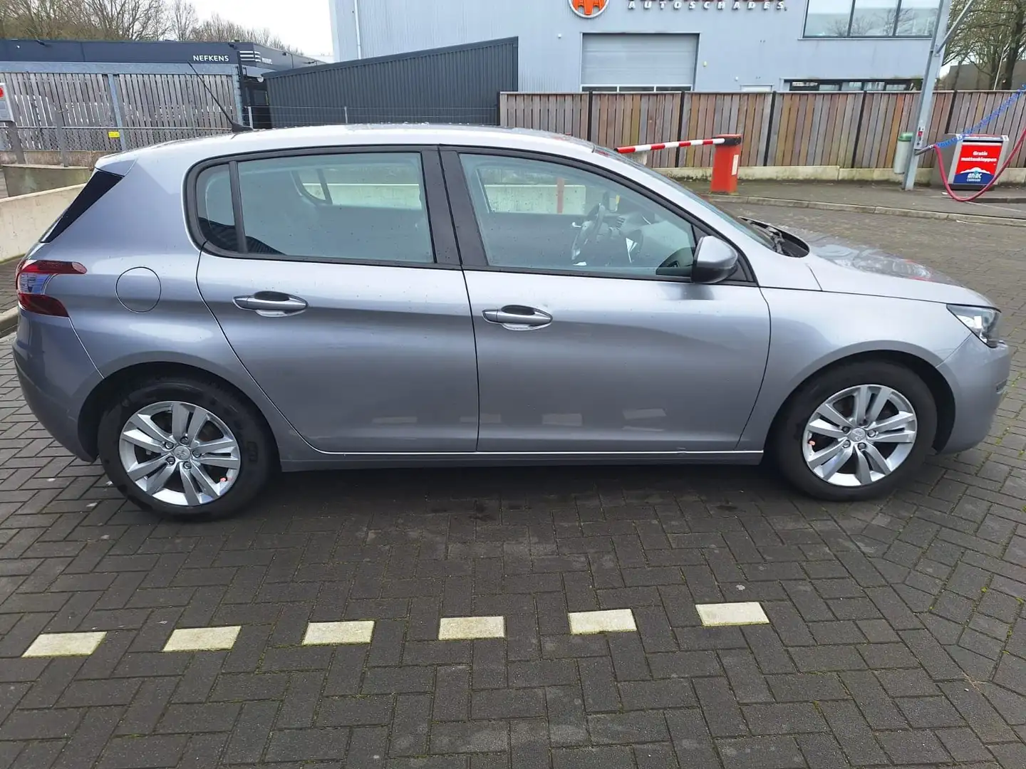 Peugeot 308 308 1.2 VTi Active Grijs - 1