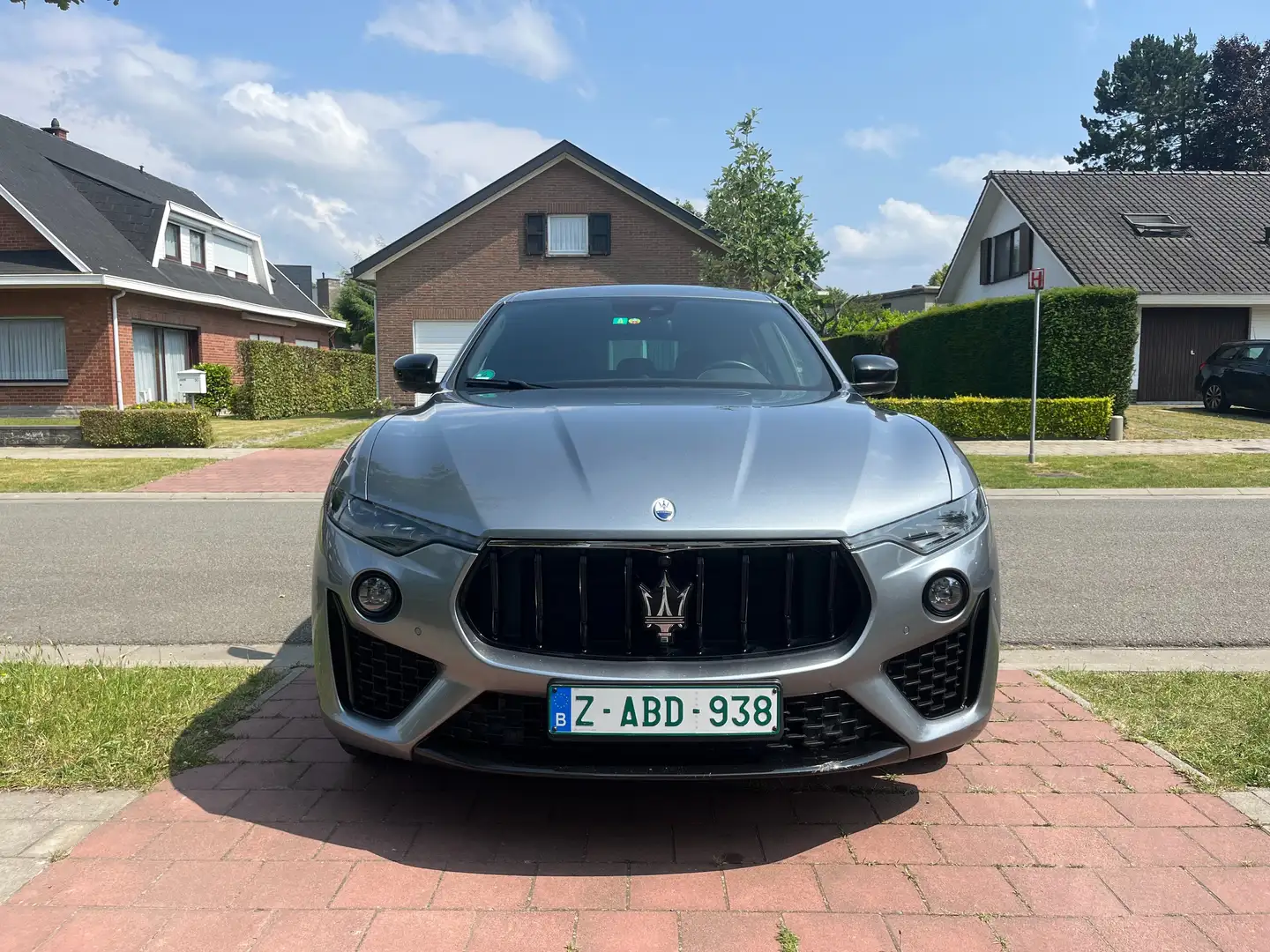 Maserati Levante LEVANTE 2.0 MHEV GT 330 CV AUTO TVAC Šedá - 1