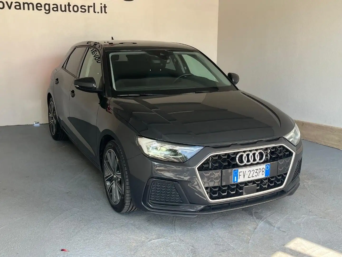 Audi A1 SPB 30 TFSI S tronic Admired Grigio - 2