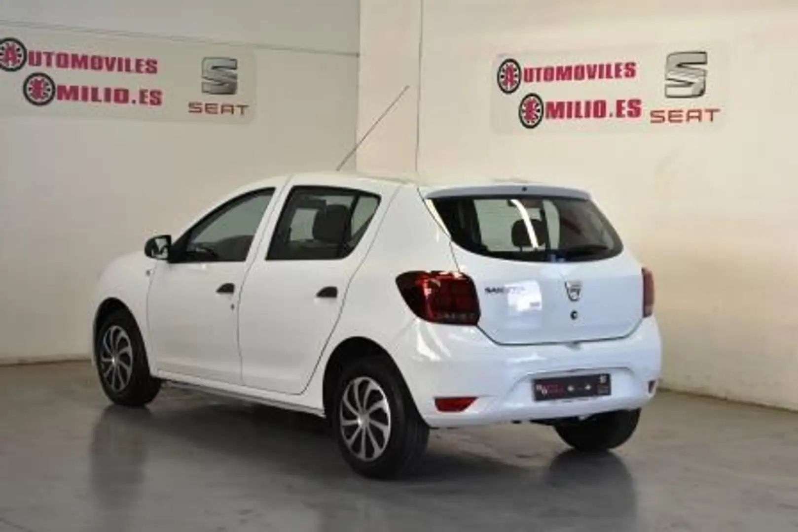 Dacia Sandero 1.0 Base 55kW Blanco - 2