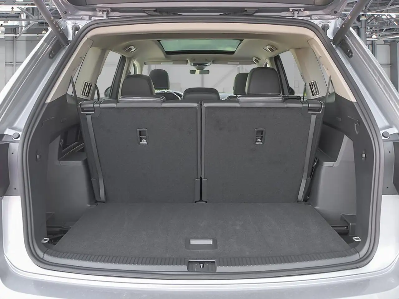 Volkswagen Atlas снимка Volkswagen Atlas