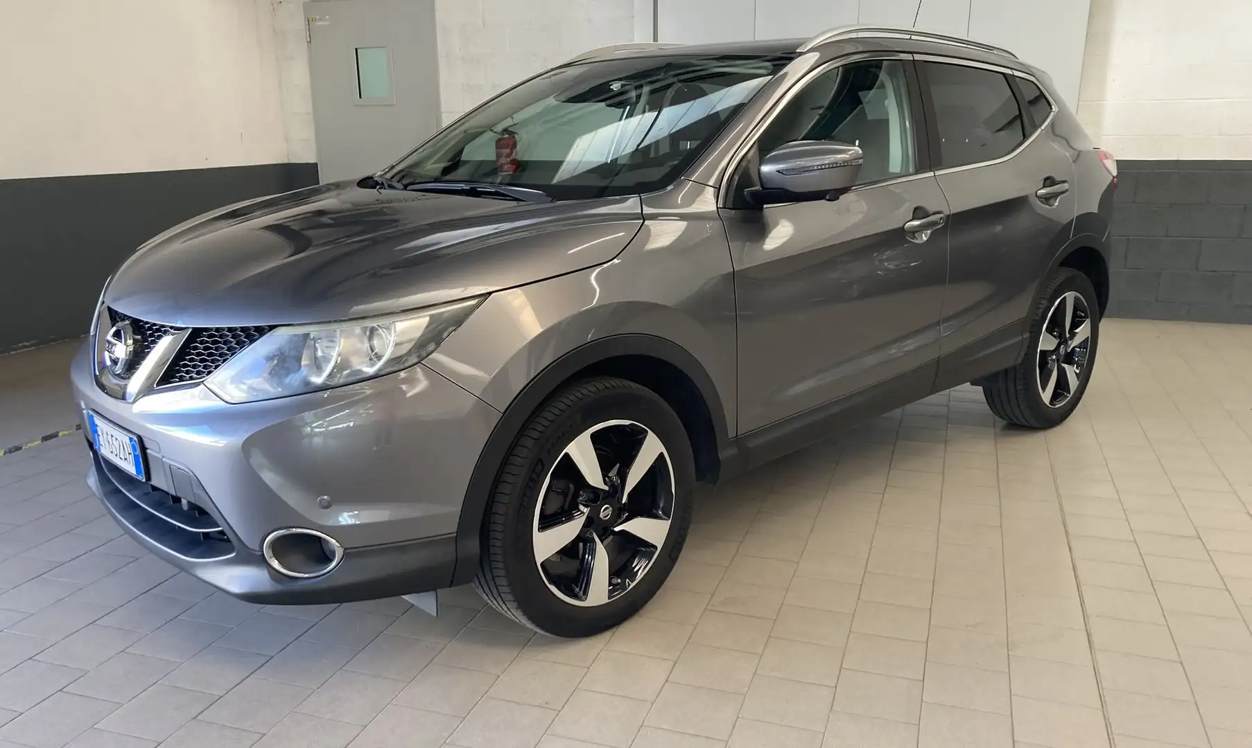 Nissan Qashqai Qashqai 1.2 DIG-T 360 Neopatentati Grigio - 2