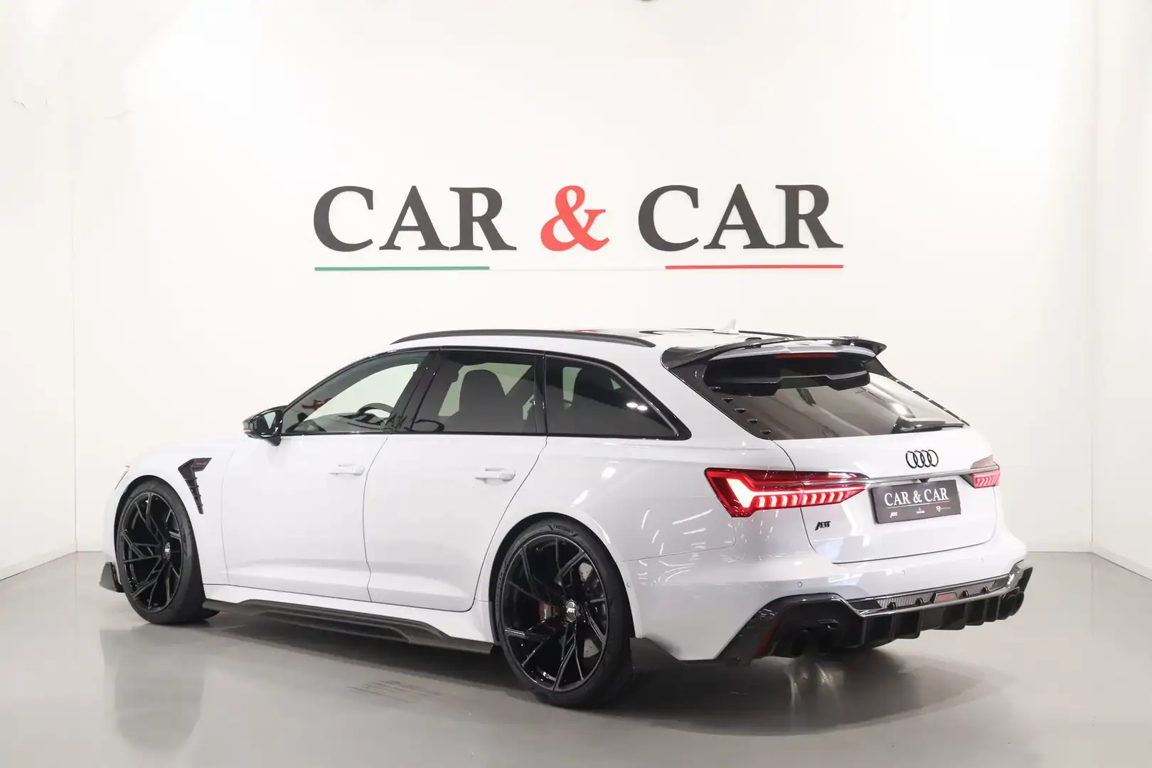 Audi RS6 1 of 200 RS6-LE ABT Performance Grijs - 2