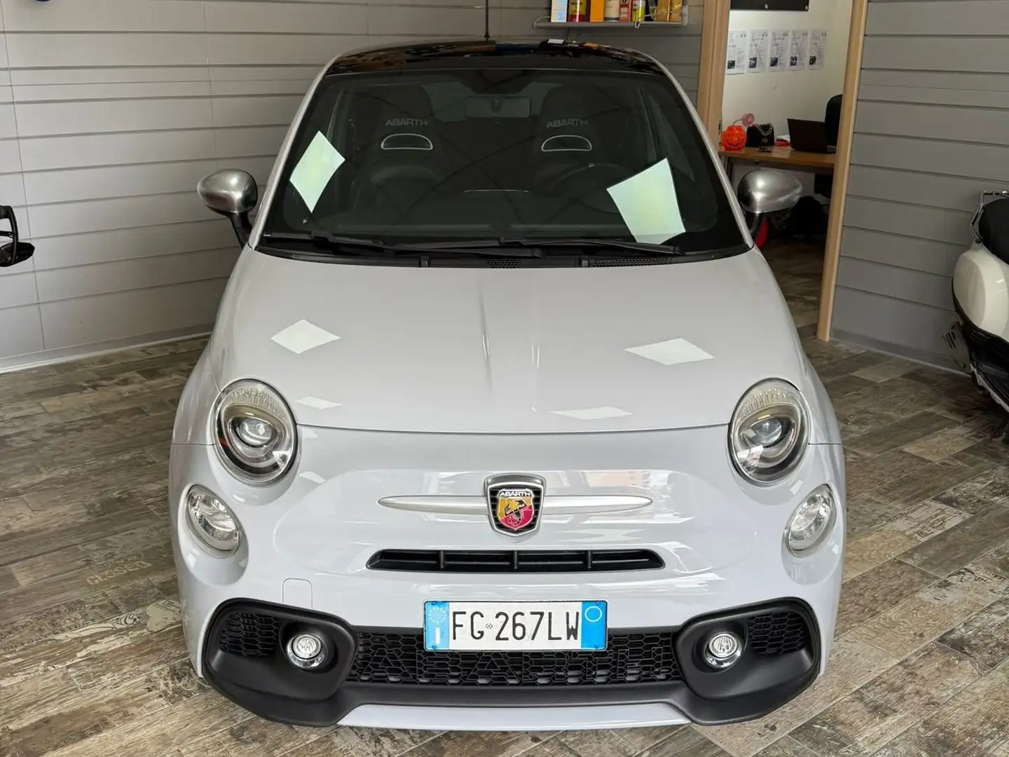 Abarth 595 595 2016 1.4 t-jet Turismo 165cv auto Gri - 1