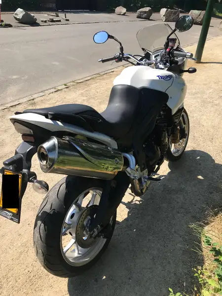 Triumph Tiger 1050 - foto 3