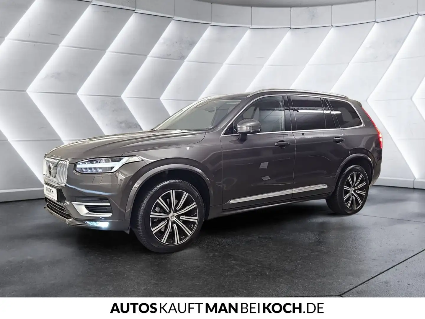 Volvo XC90 B5 D AWD PlusBright ACC BLIS AHK PANO V-LED Gris - 2