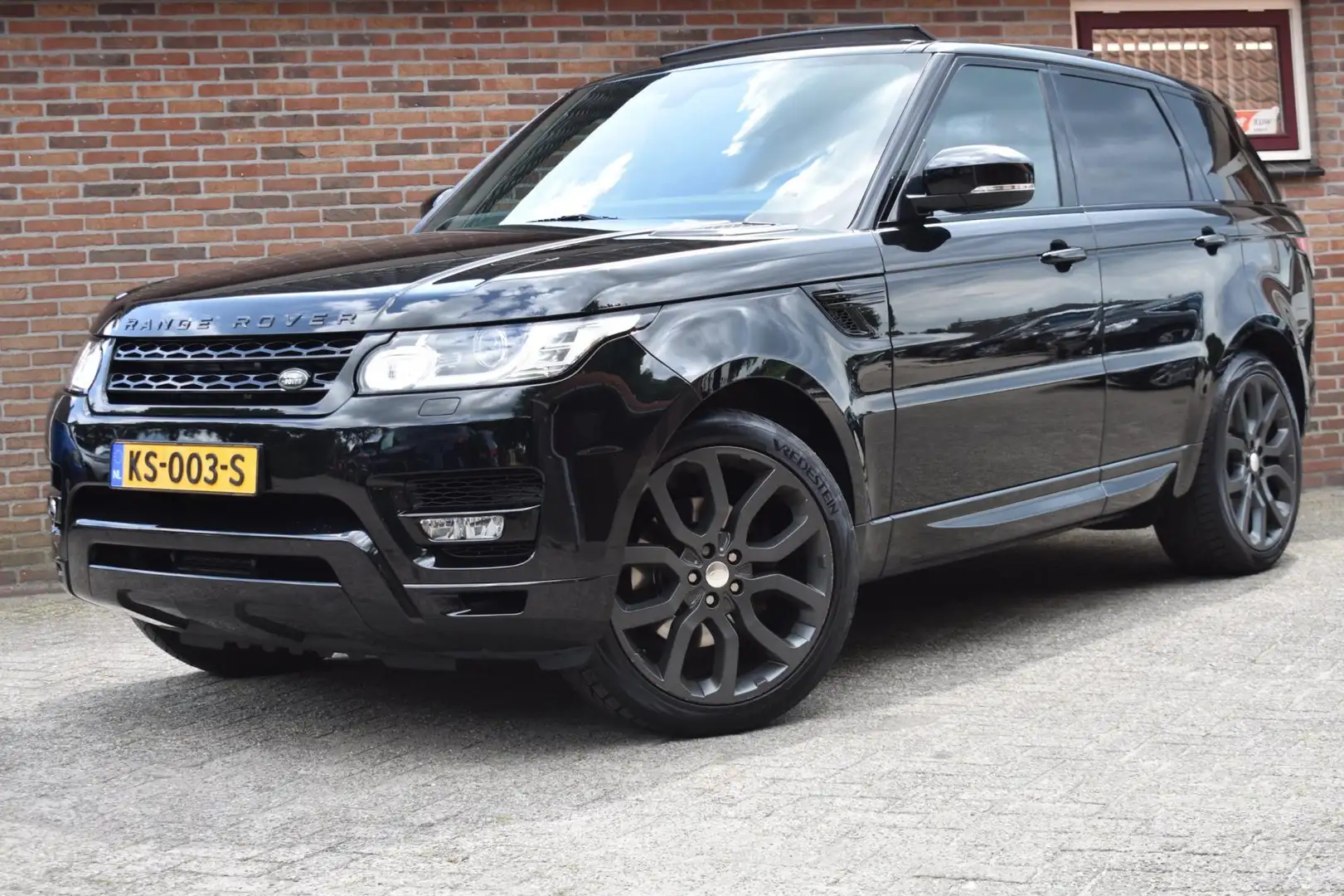 Land Rover Range Rover Sport 3.0 TDV6 S '16 Pano Leder Clima NAvi Cruise Xenon Zwart - 1