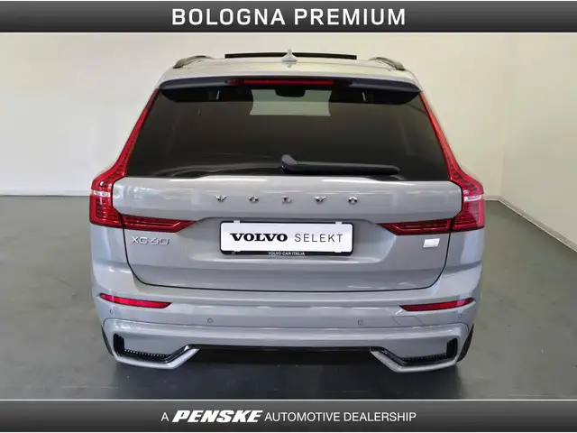Volvo XC60 view 7