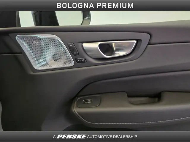Volvo XC60 view 27
