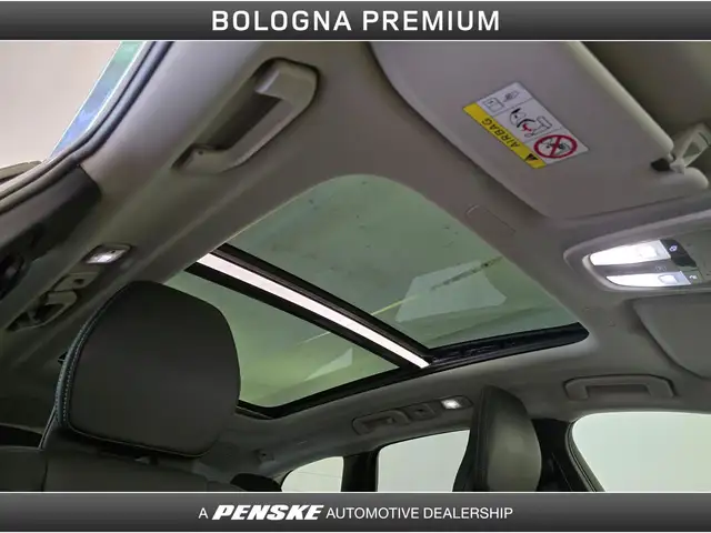 Volvo XC60 view 12