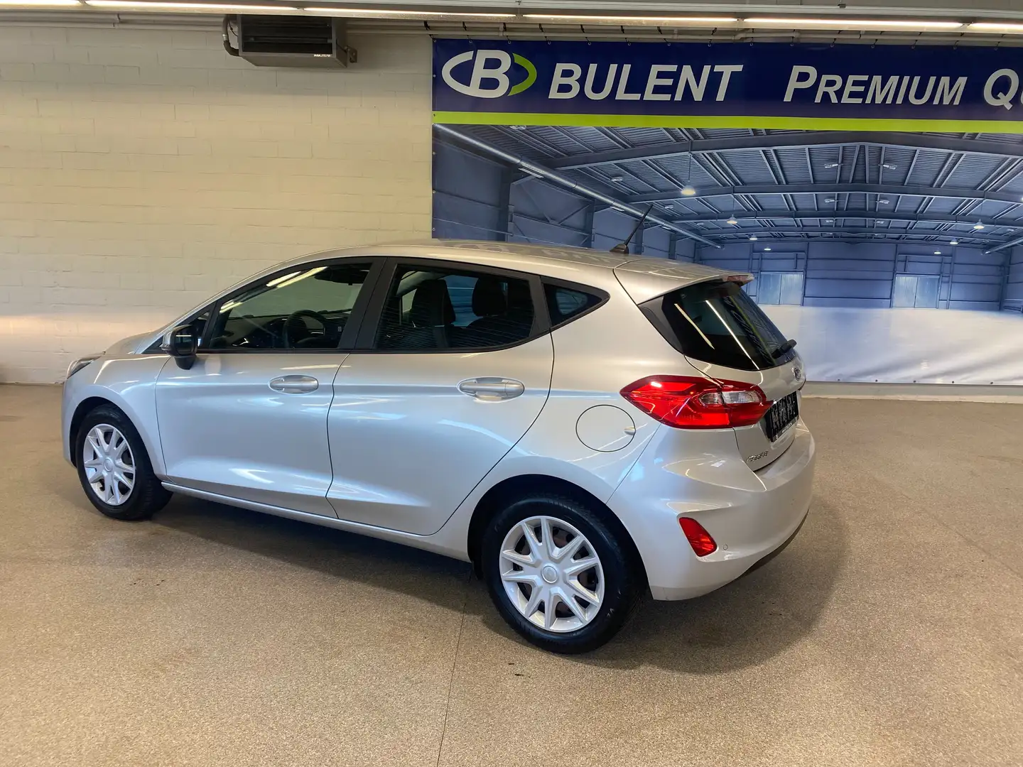 Ford Fiesta Fiesta 1.3 Silver Magic - 2