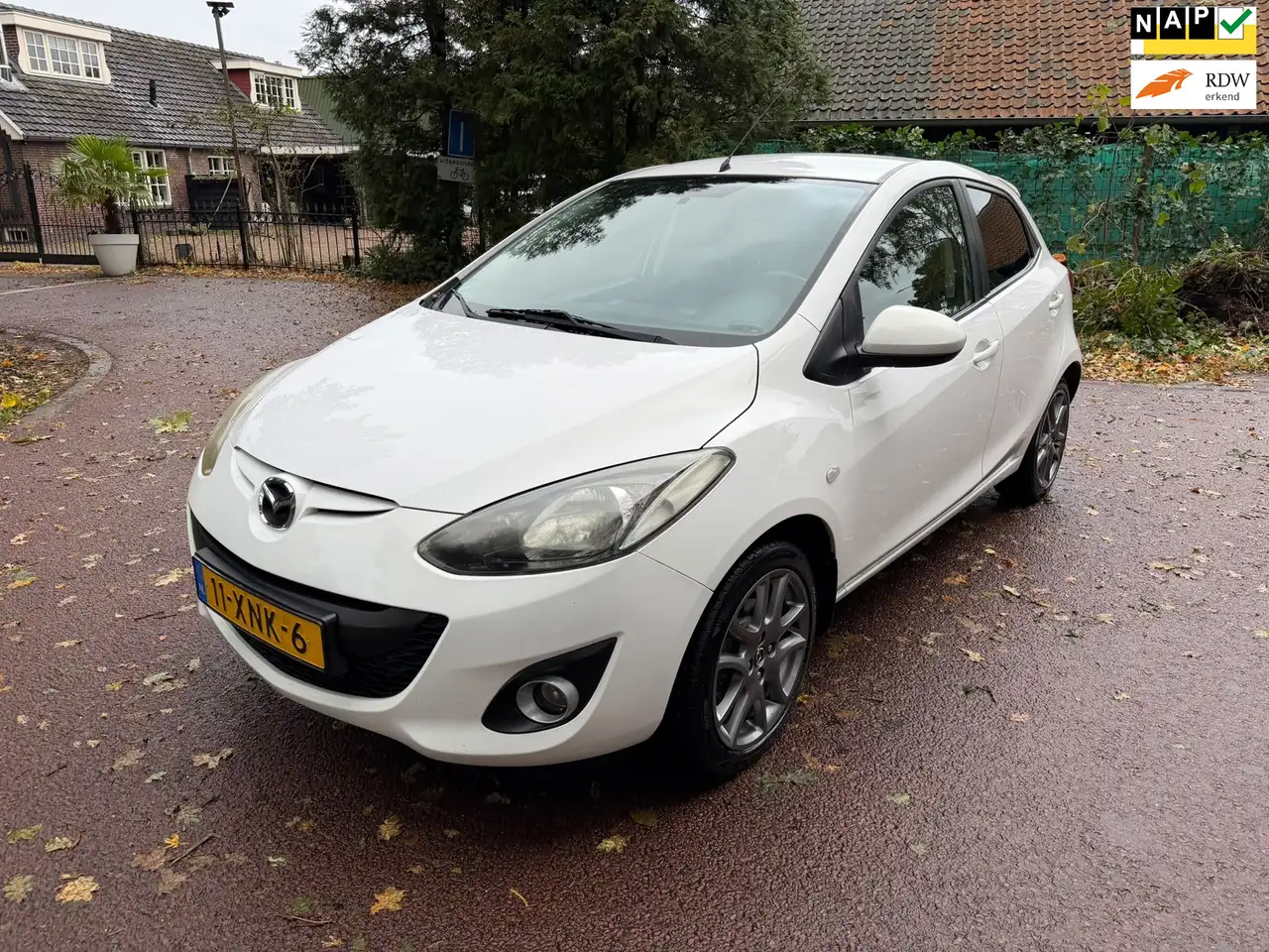 Mazda 2