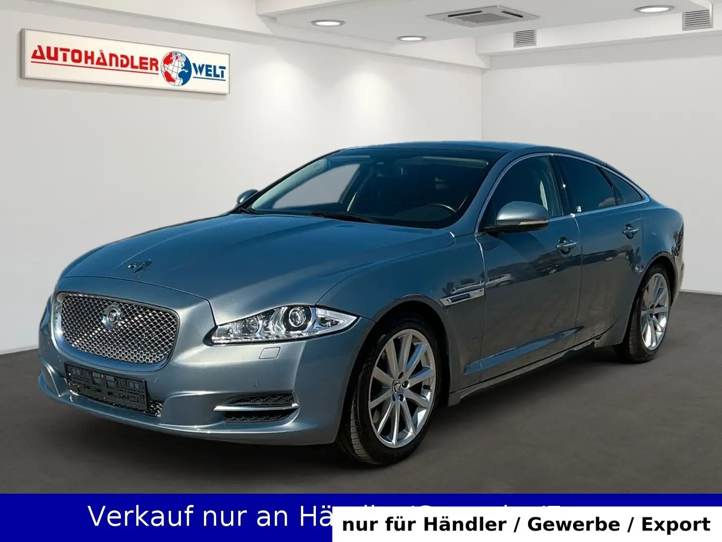 Jaguar XJ 3.0 Premium Luxury Meridian Grau - 1