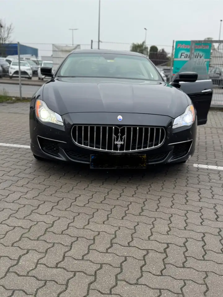 Maserati Quattroporte