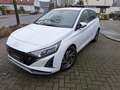 Hyundai i20 1.0 T-GDI Hybrid 48V (MHEV) Weiß - thumbnail 2