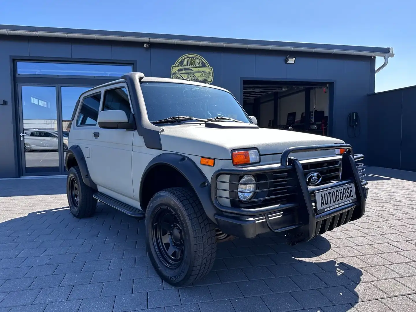 Lada Niva 4X4 1.7 ZUBR 2 Paket*OFFROAD* Grau - 1