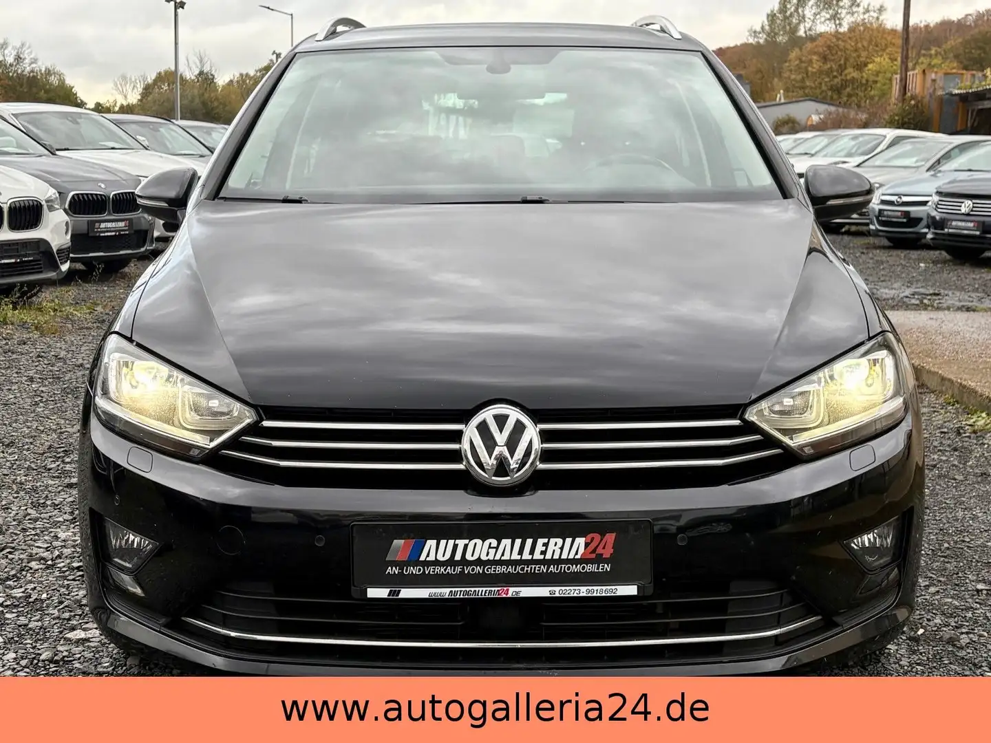 Volkswagen Golf Sportsvan VII 1.6 TDI Xenon AHK LOUNGE 2.HD Noir - 2