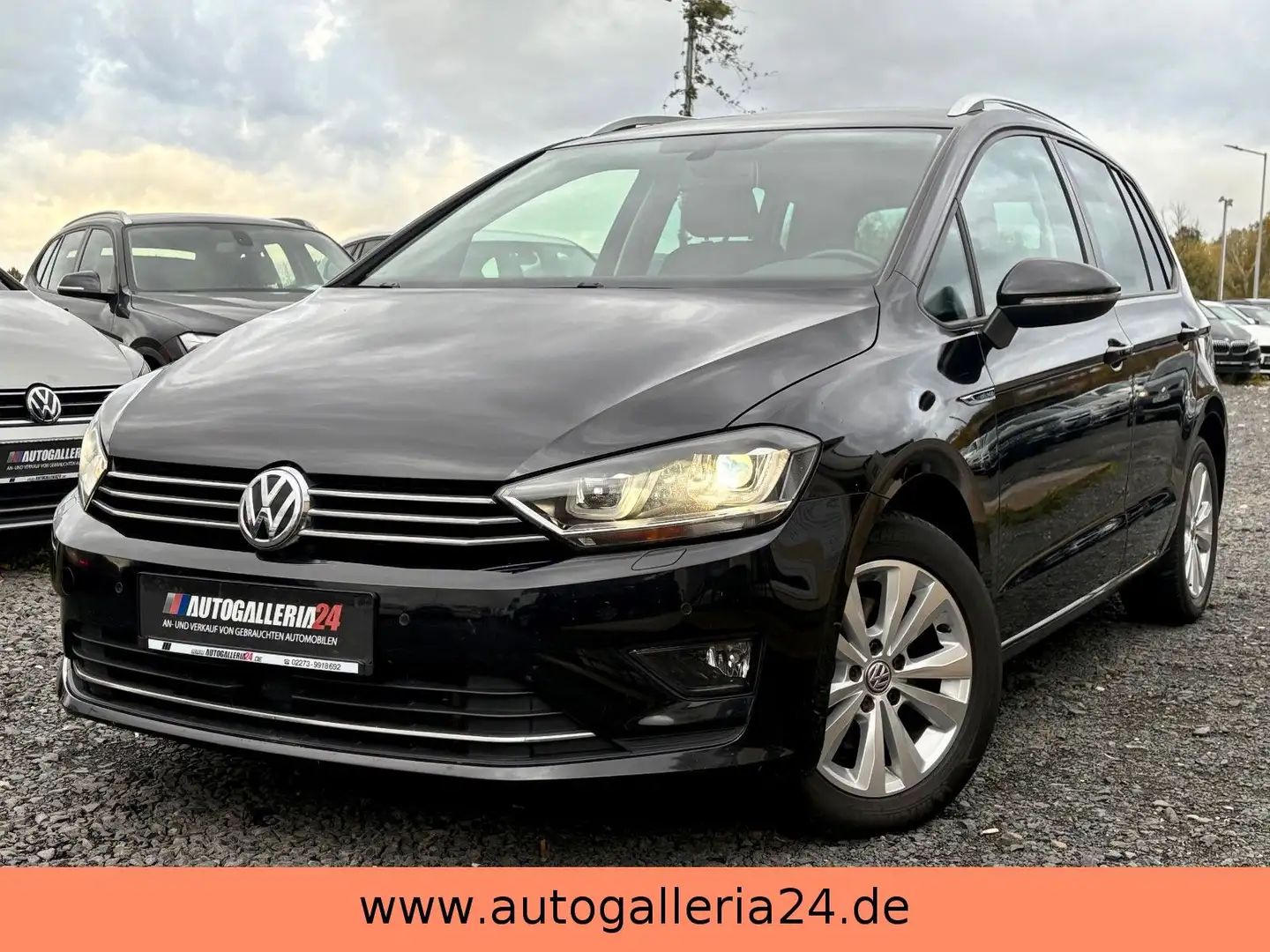 Volkswagen Golf Sportsvan VII 1.6 TDI Xenon AHK LOUNGE 2.HD Noir - 1