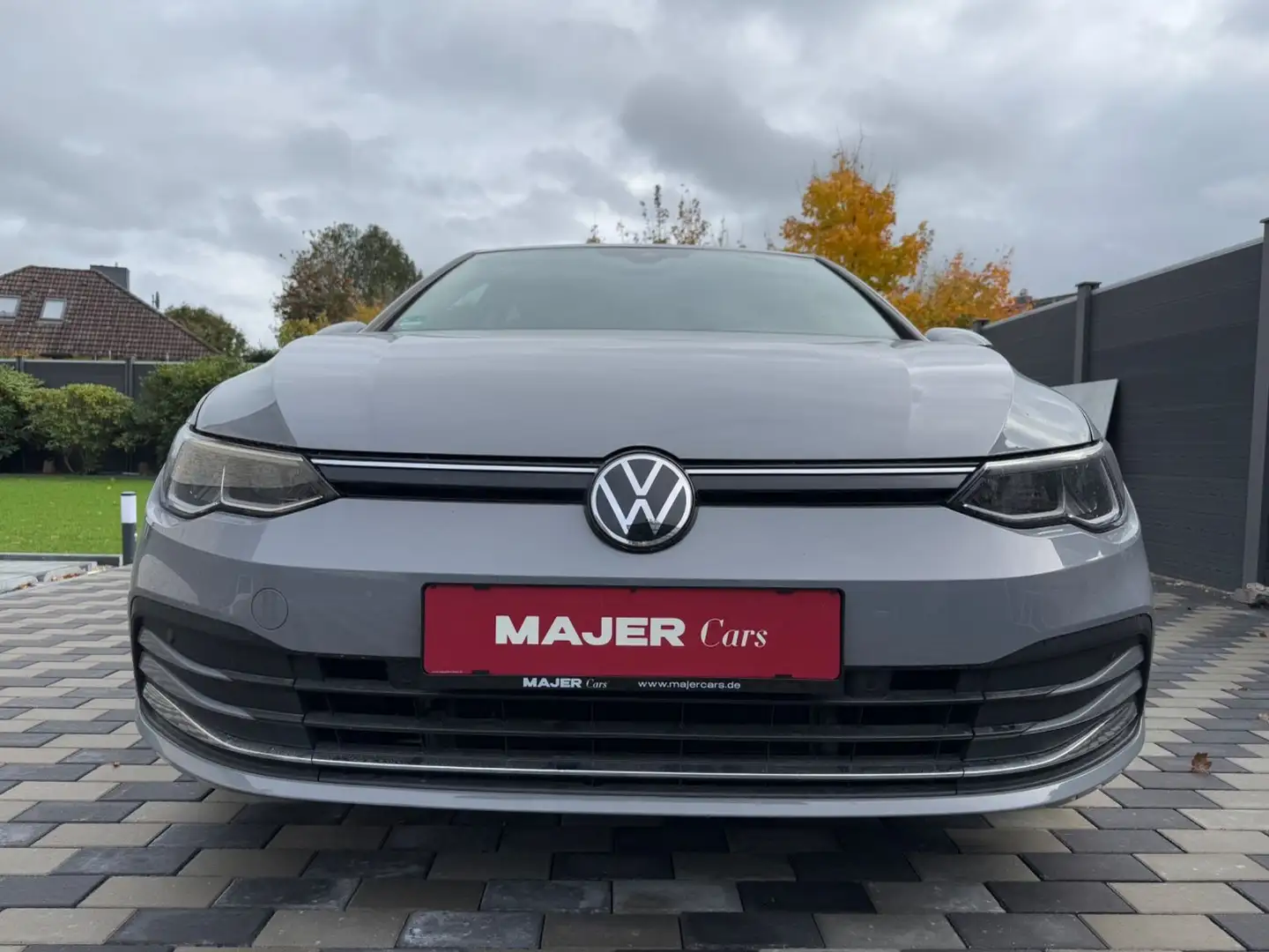 Volkswagen Golf VIII Lim. Active*CARPLAY*LED*SHZ*TEMPO Gris - 2