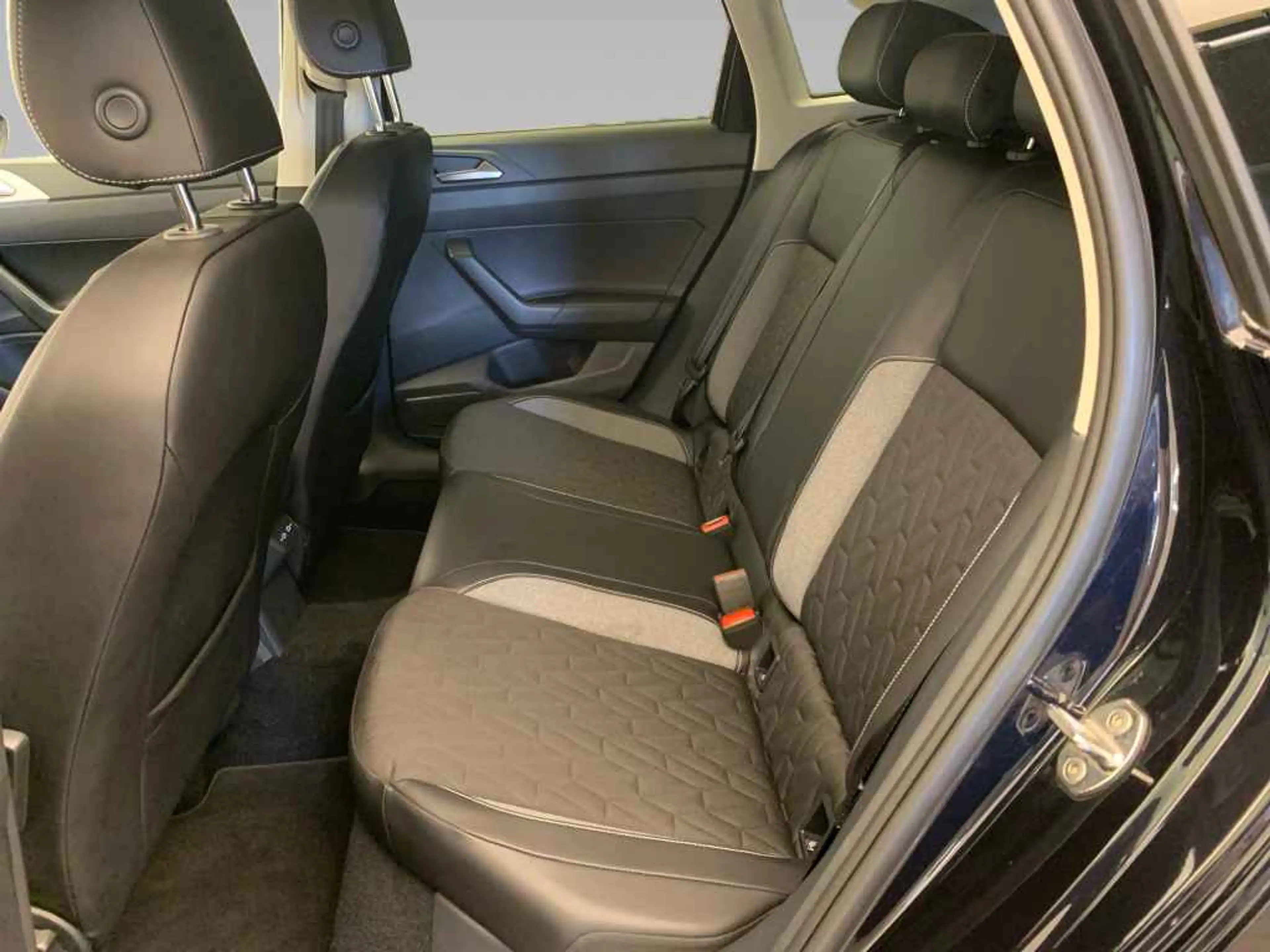 Volkswagen Taigo Goal 1.0 TSI DSG *AHK*LED*NAV*ACC*PDC*SHZ* — photo 15