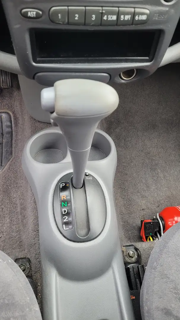 Toyota Yaris 1.3i AUTOMAAT OHBOEK 2002 Bleu - 2