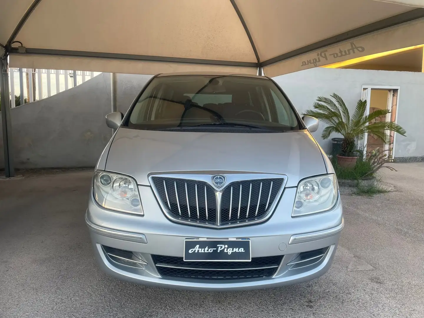 Lancia Phedra Phedra 2.2 mjt LE 170cv auto dpf Argent - 2