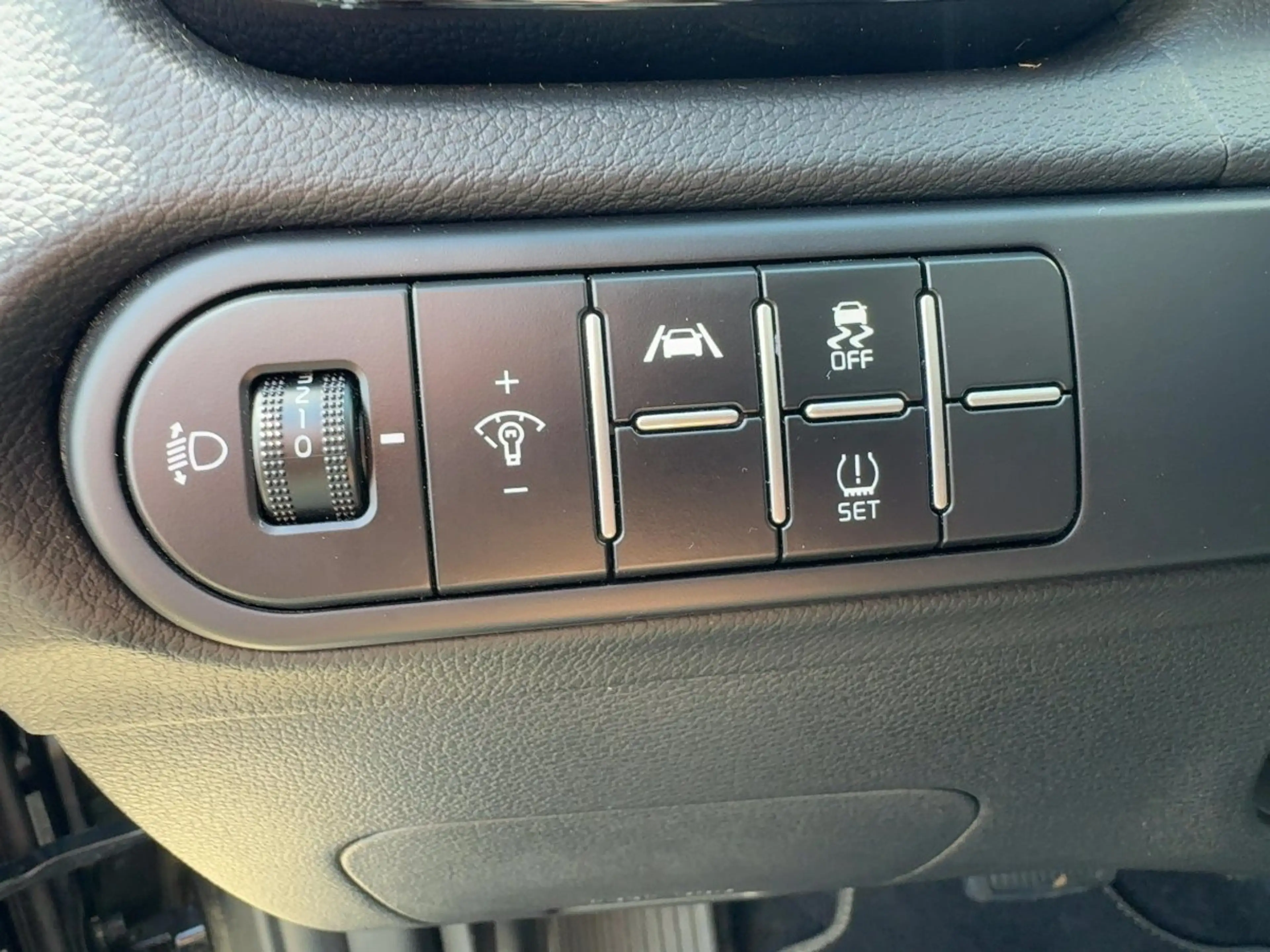 Kia XCeed 1.5T DCT VISION LED NAVI KAMERA SHZ PDC ALU — photo 12