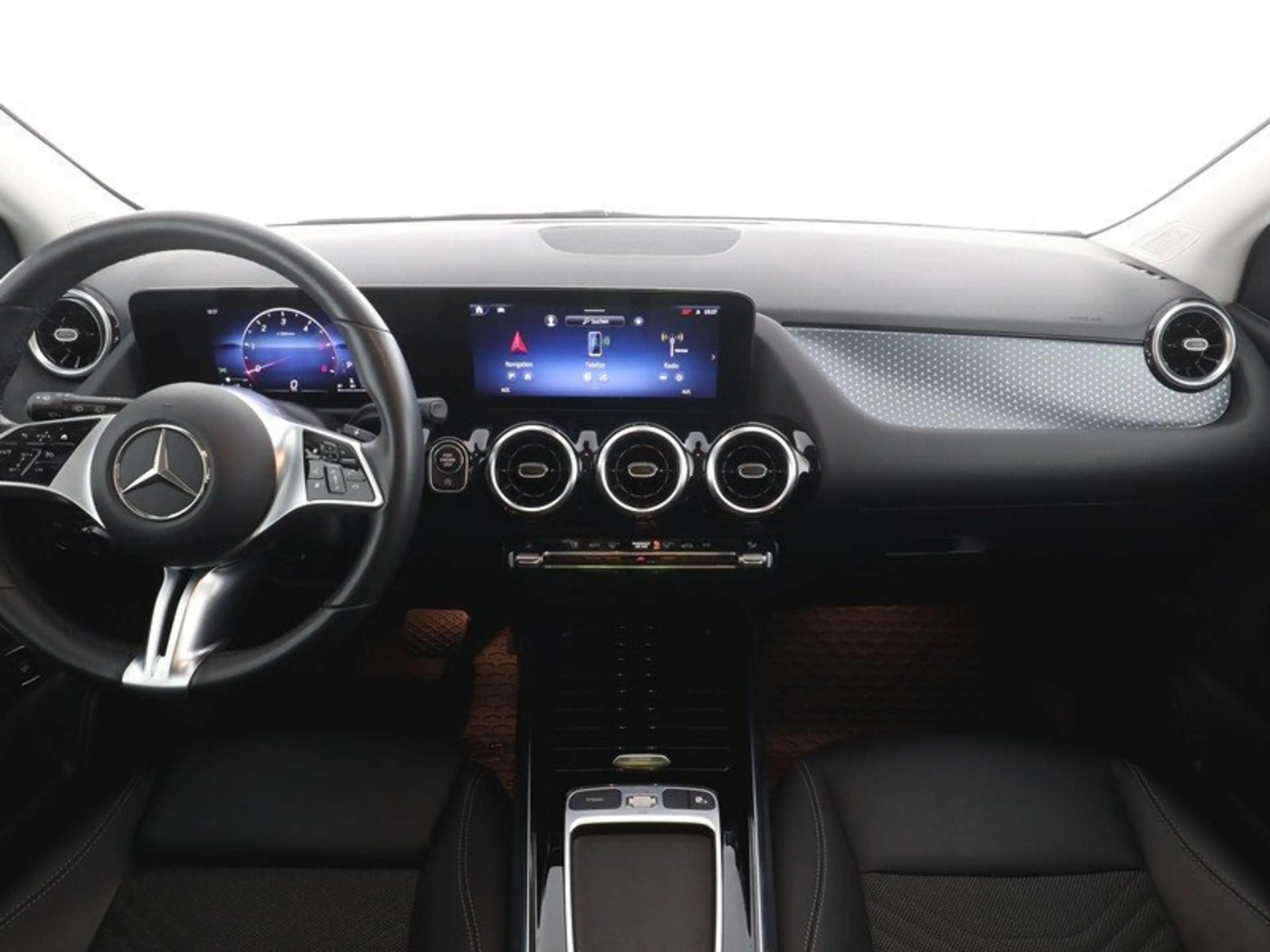 Mercedes-Benz B 220 d Preogres Advanced LED Totwink SHZ Kamera — photo 10