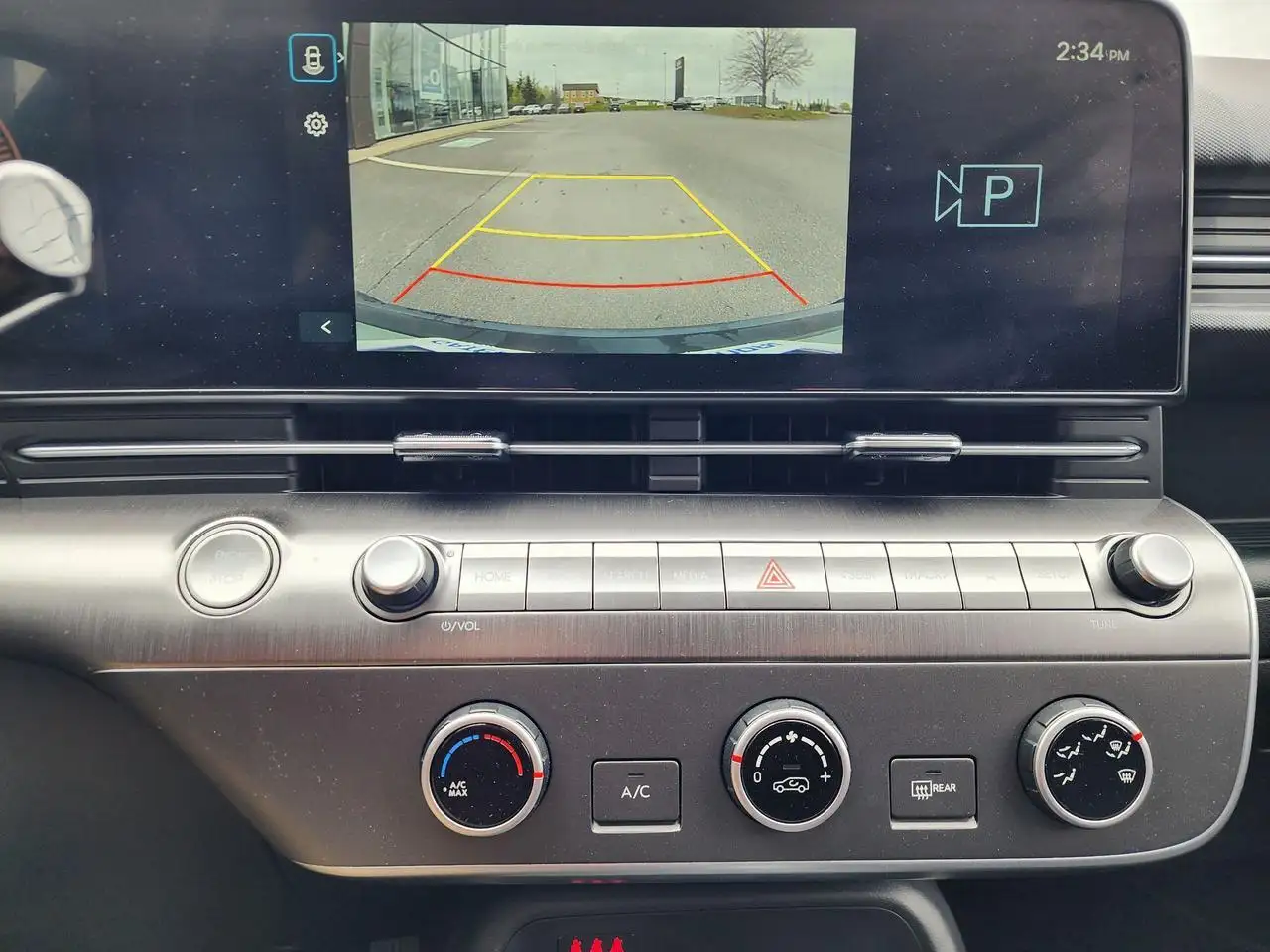Hyundai KONA снимка Hyundai KONA