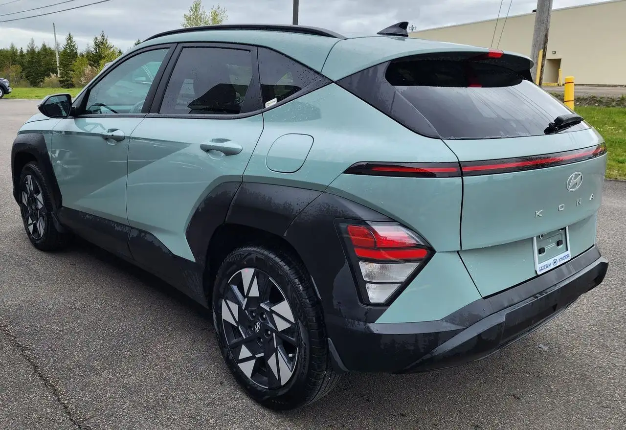 Hyundai KONA снимка Hyundai KONA