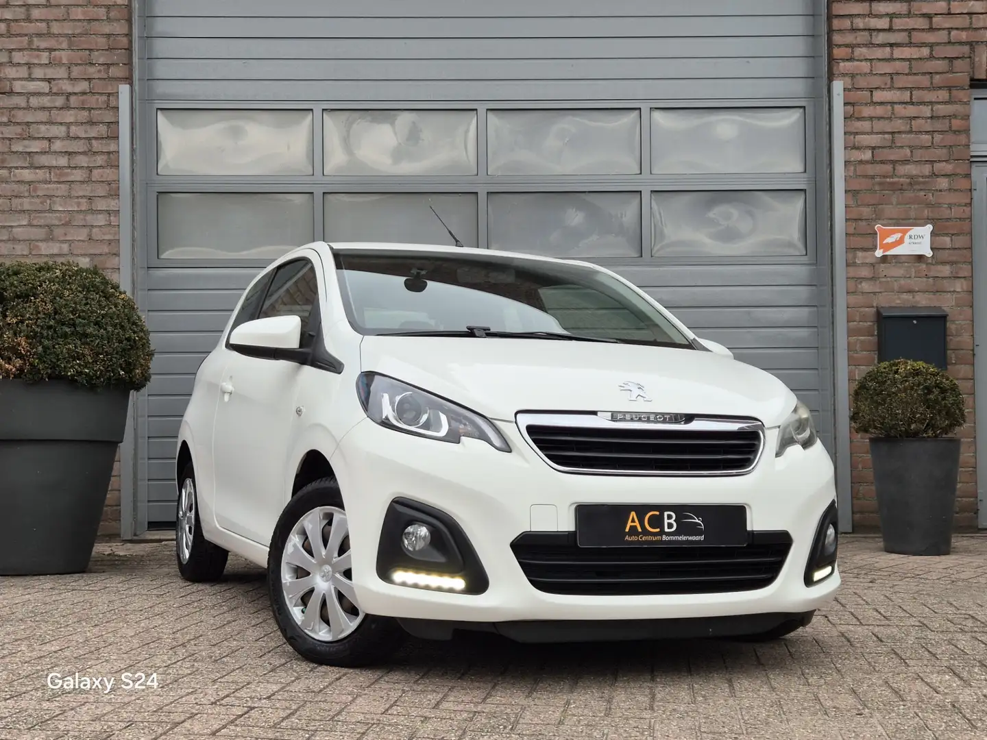 Peugeot 108 1.0 VTi Active Goed onderhouden. Airco / Elektrisc Blanco - 1