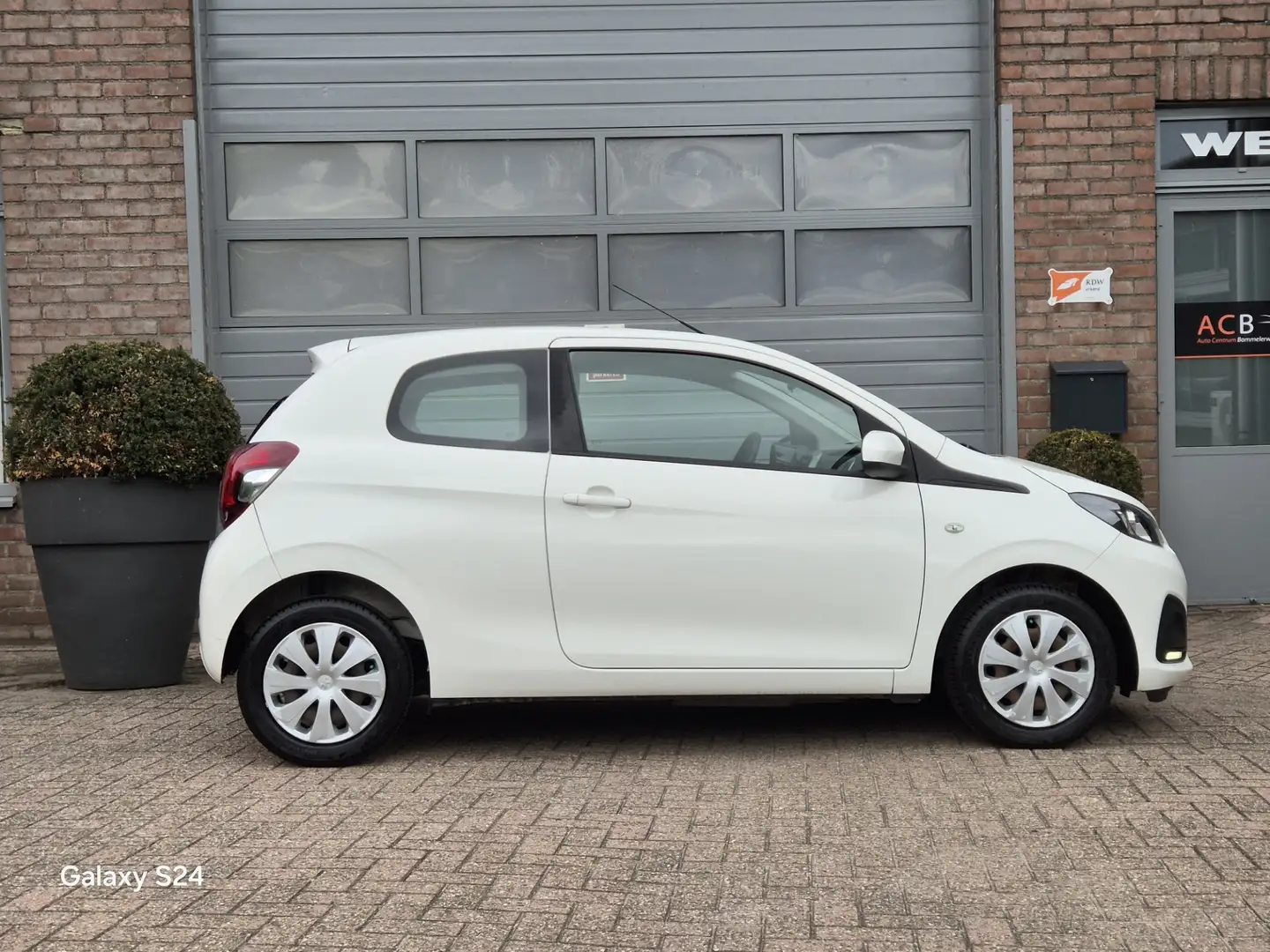 Peugeot 108 1.0 VTi Active Goed onderhouden. Airco / Elektrisc Blanco - 2