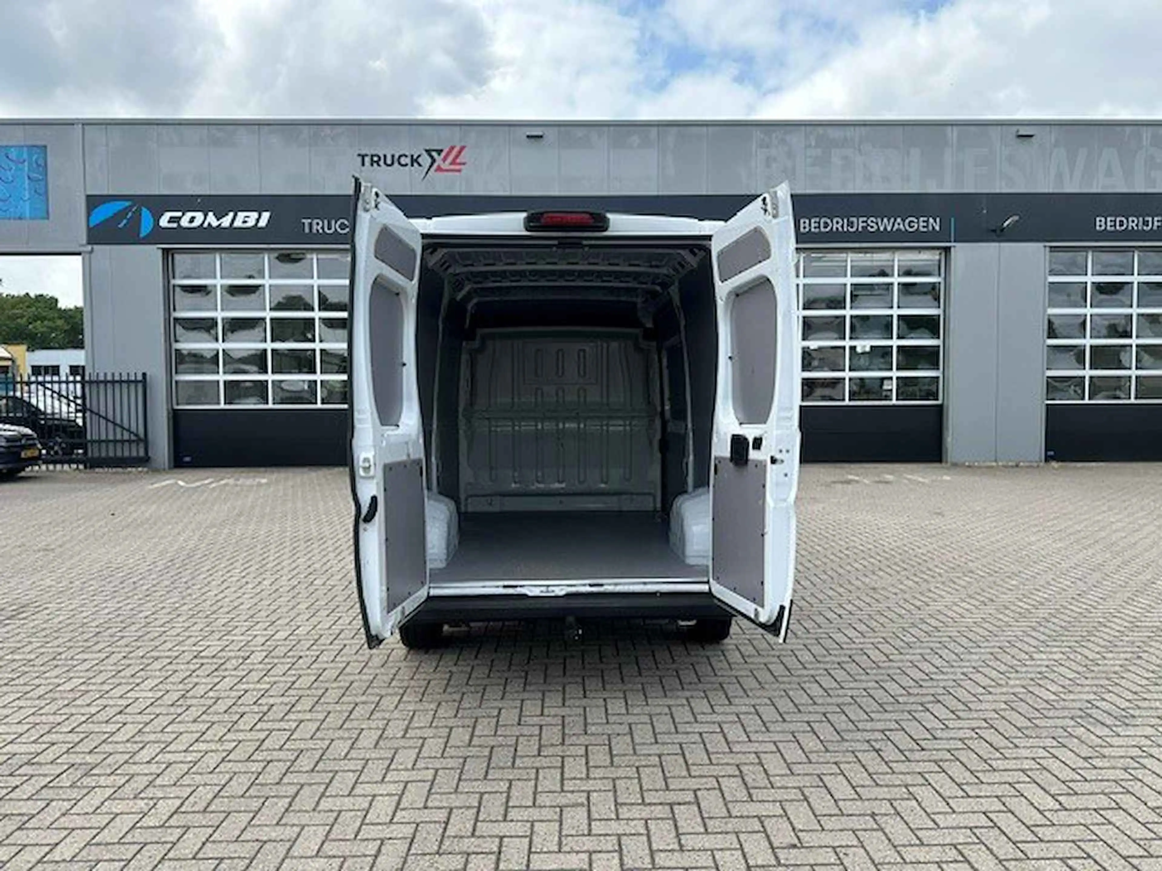 Citroen Jumper 2.2 BlueHDi 140pk L2H2 Zwaar 3.5t  Trekhaak/Camer — photo 7