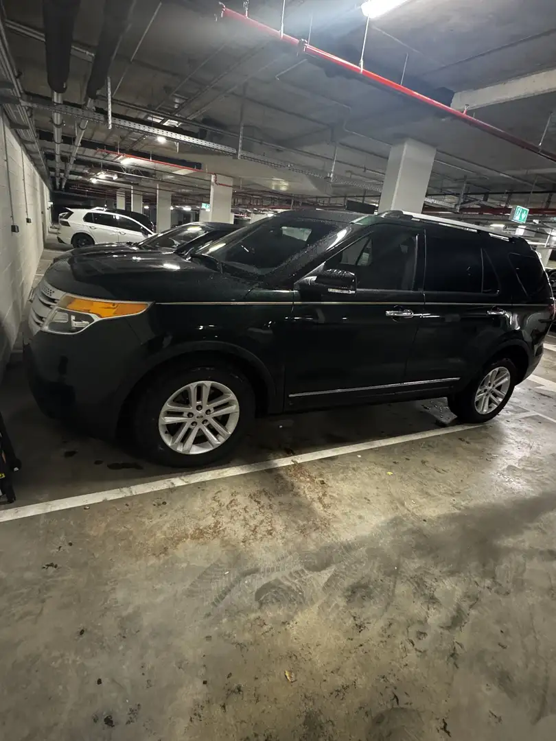 Ford Explorer XLT Verde - 1