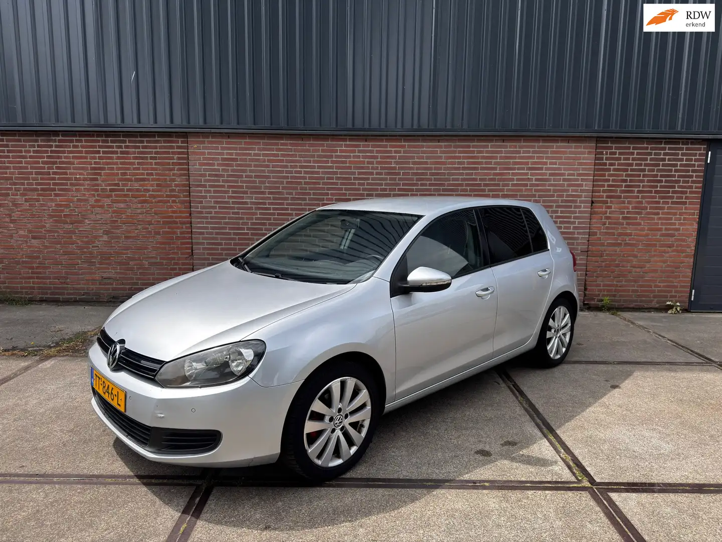 Volkswagen Golf 1.4 Easyline Gris - 1