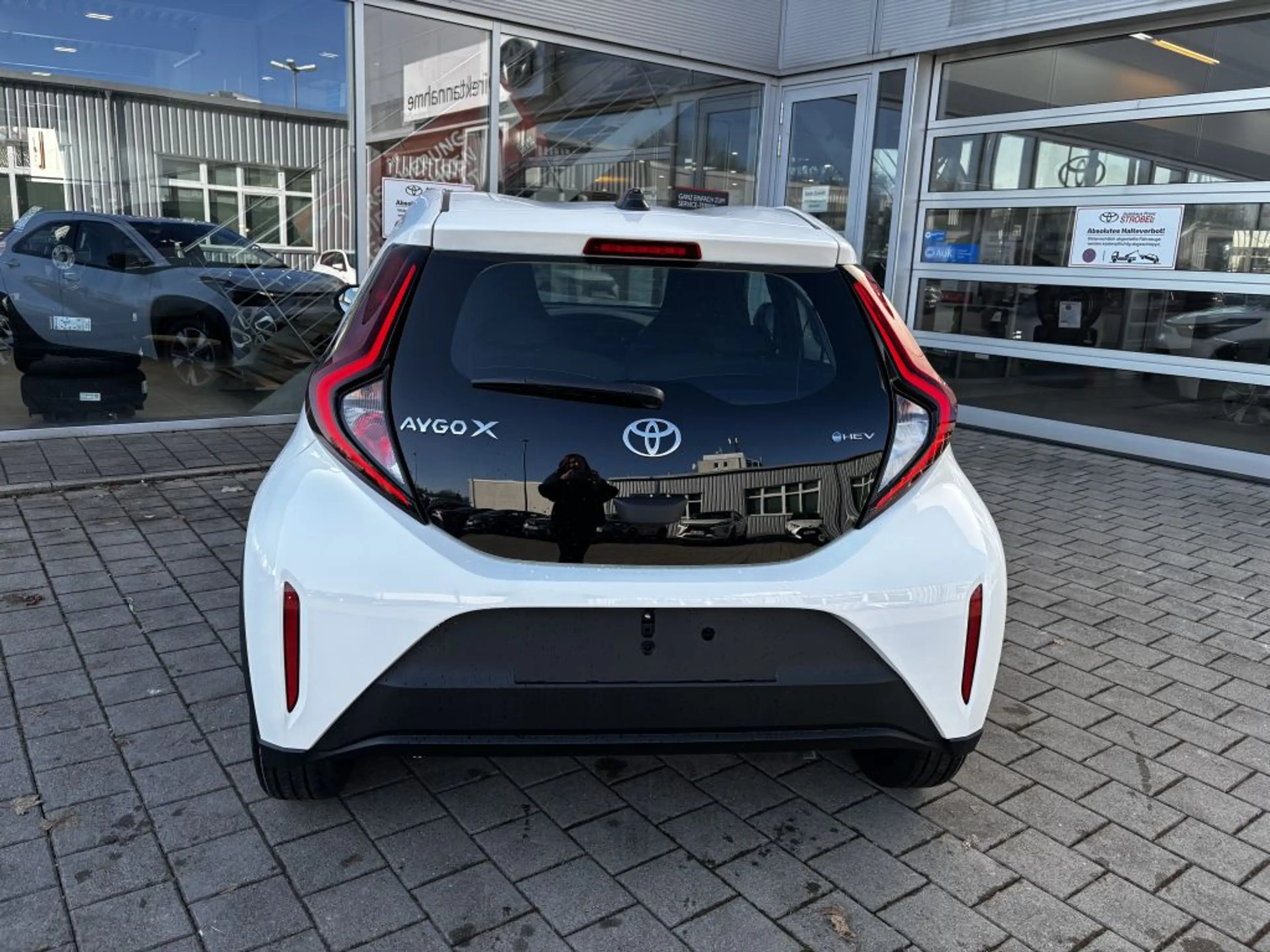 Toyota Aygo X 1,5 Hybrid Active (AB7) — photo 6