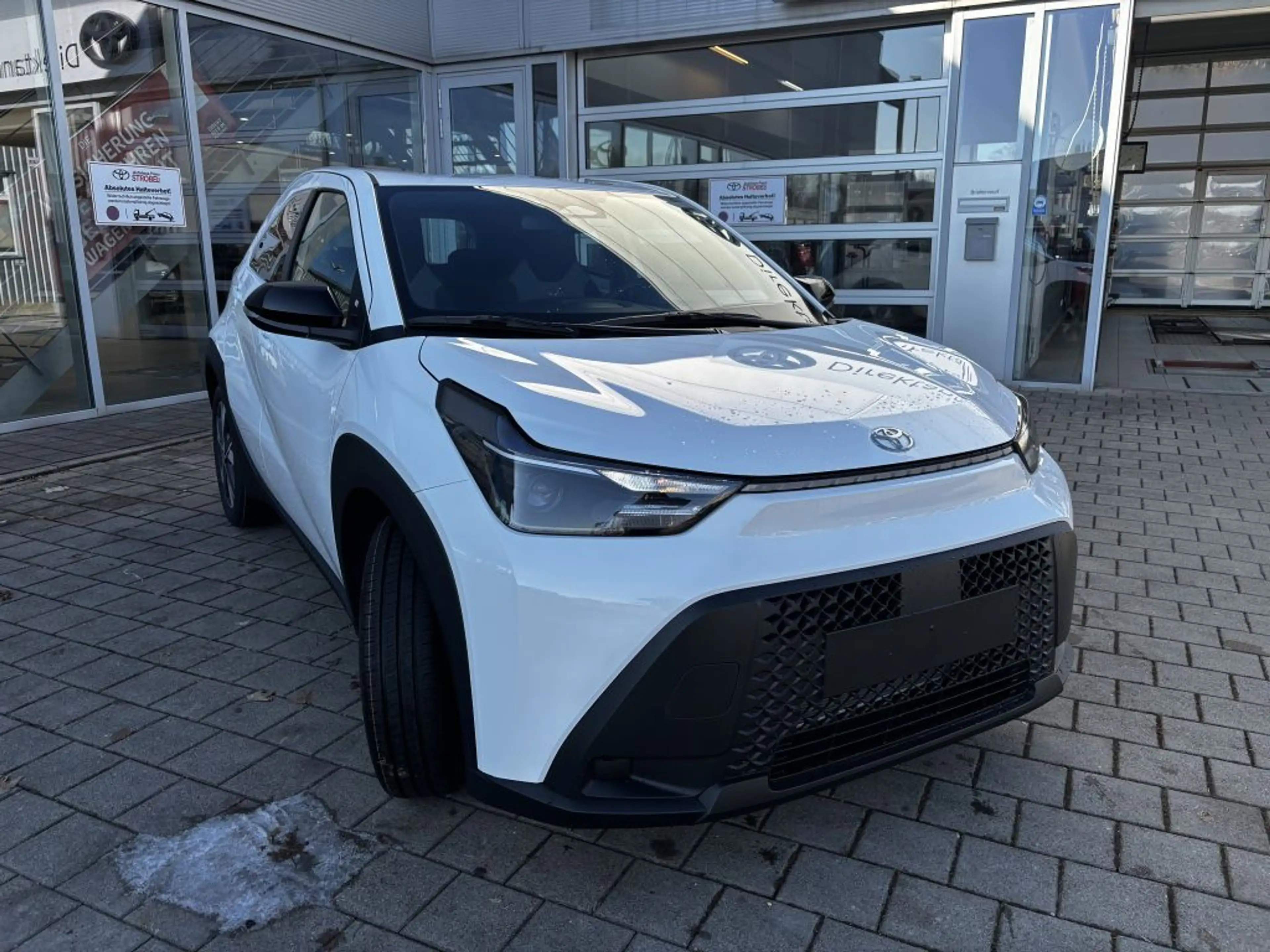 Toyota Aygo X 1,5 Hybrid Active (AB7) — photo 3