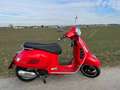 Vespa GTS 300 crvena - thumbnail 2