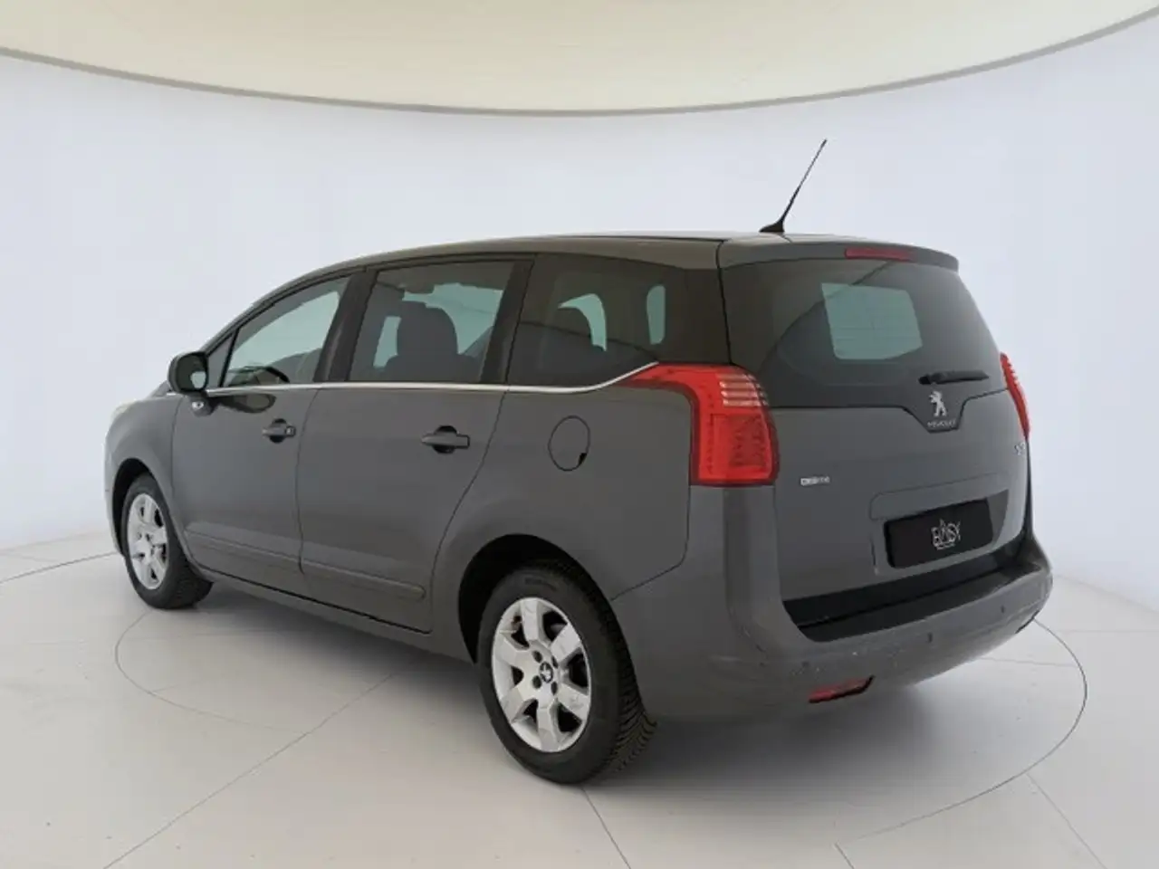 2015 Peugeot 5008 1.6 bluehdi - NEOPATENTATI, photograph 8
