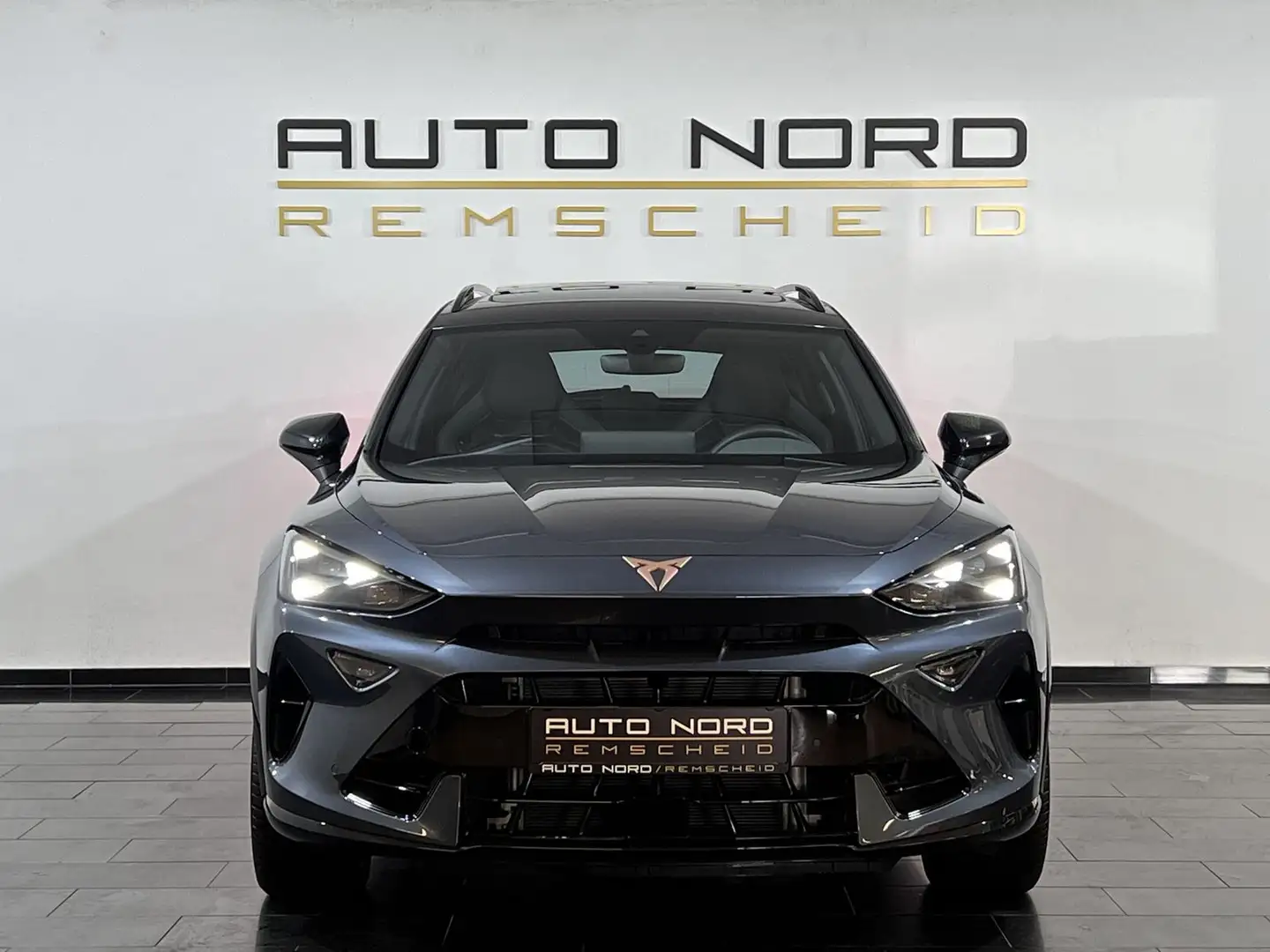CUPRA Formentor 2.0 TSI 4Drive VZ*Extreme*Akrapovic* Grau - 2
