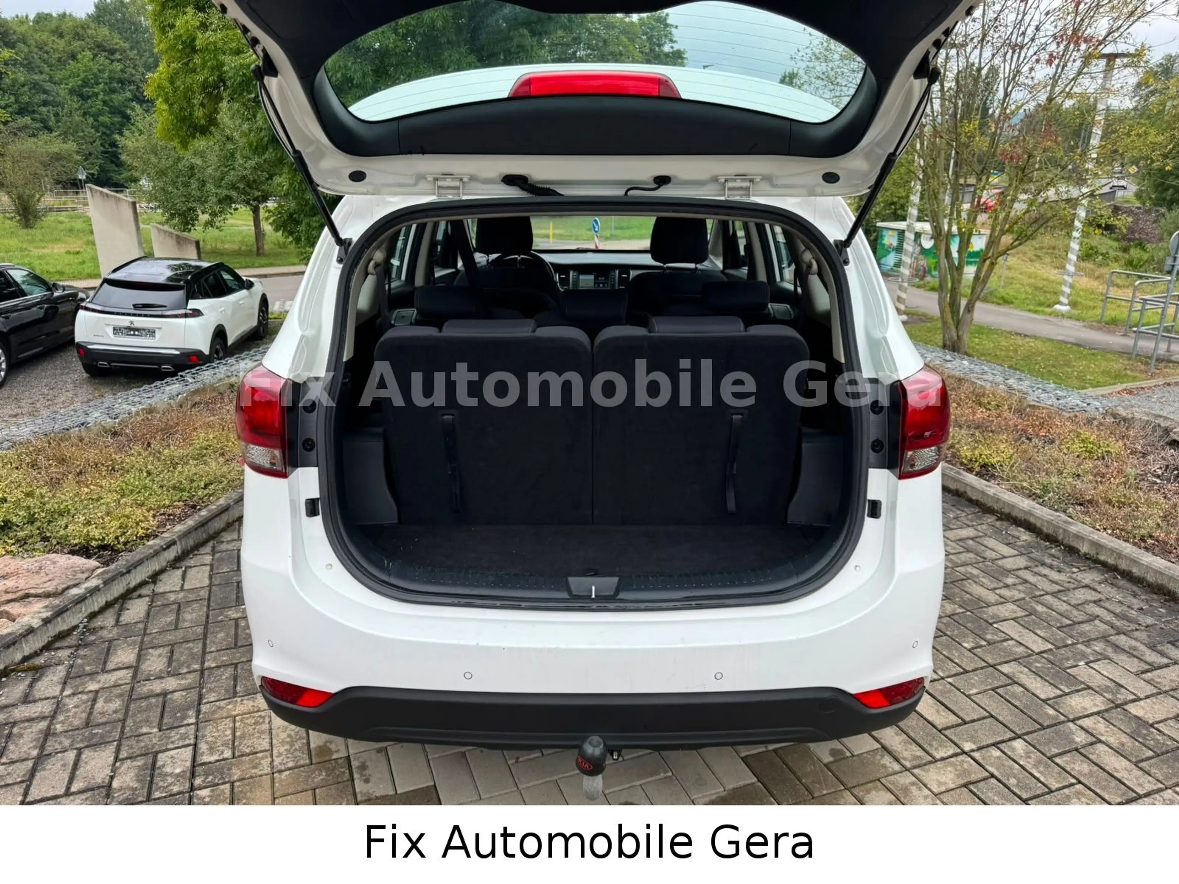 Kia Carens Edition 7*Klimaaut.*7 Sitzer*Navi* — photo 15