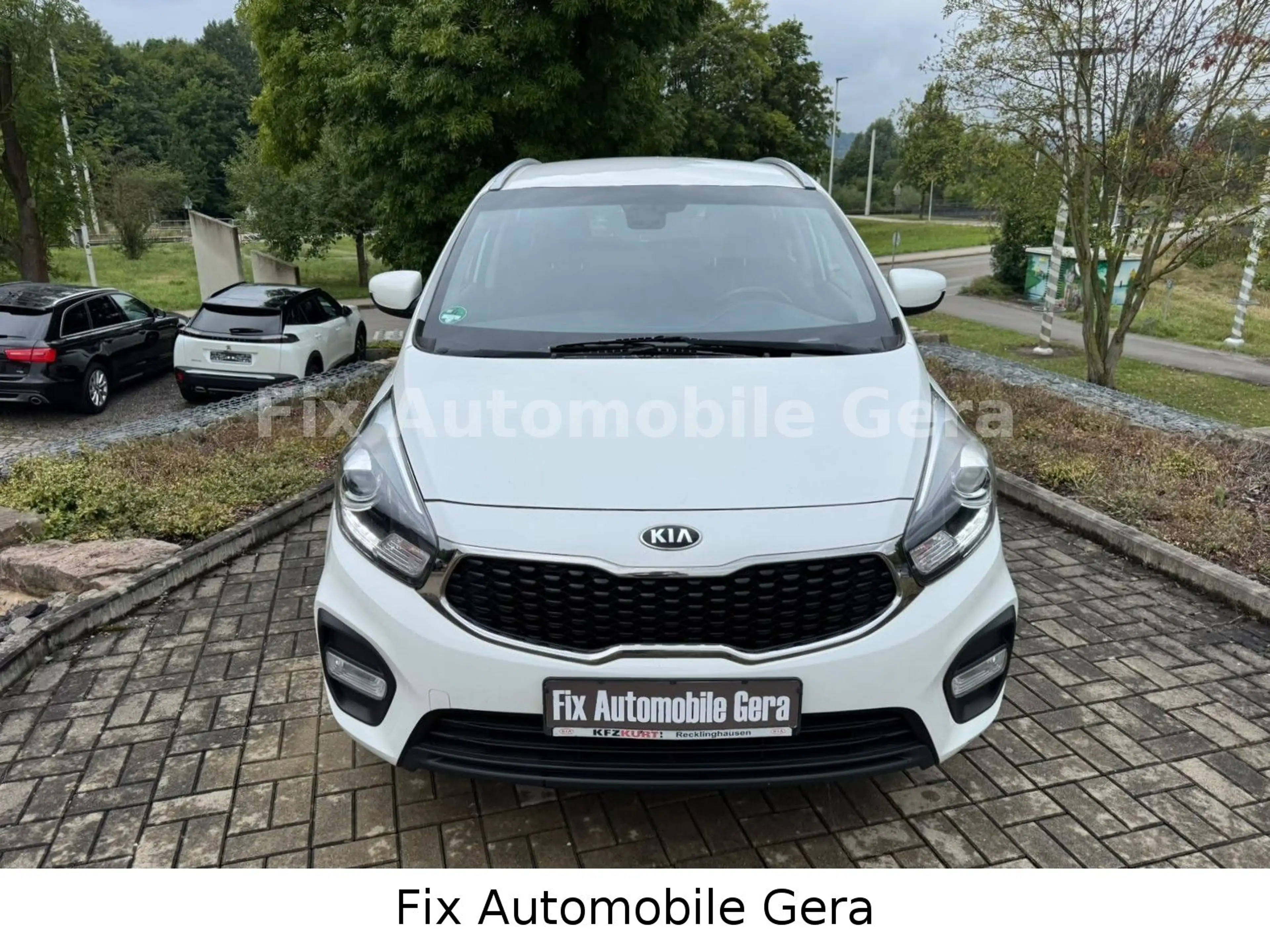 Kia Carens Edition 7*Klimaaut.*7 Sitzer*Navi* — photo 2