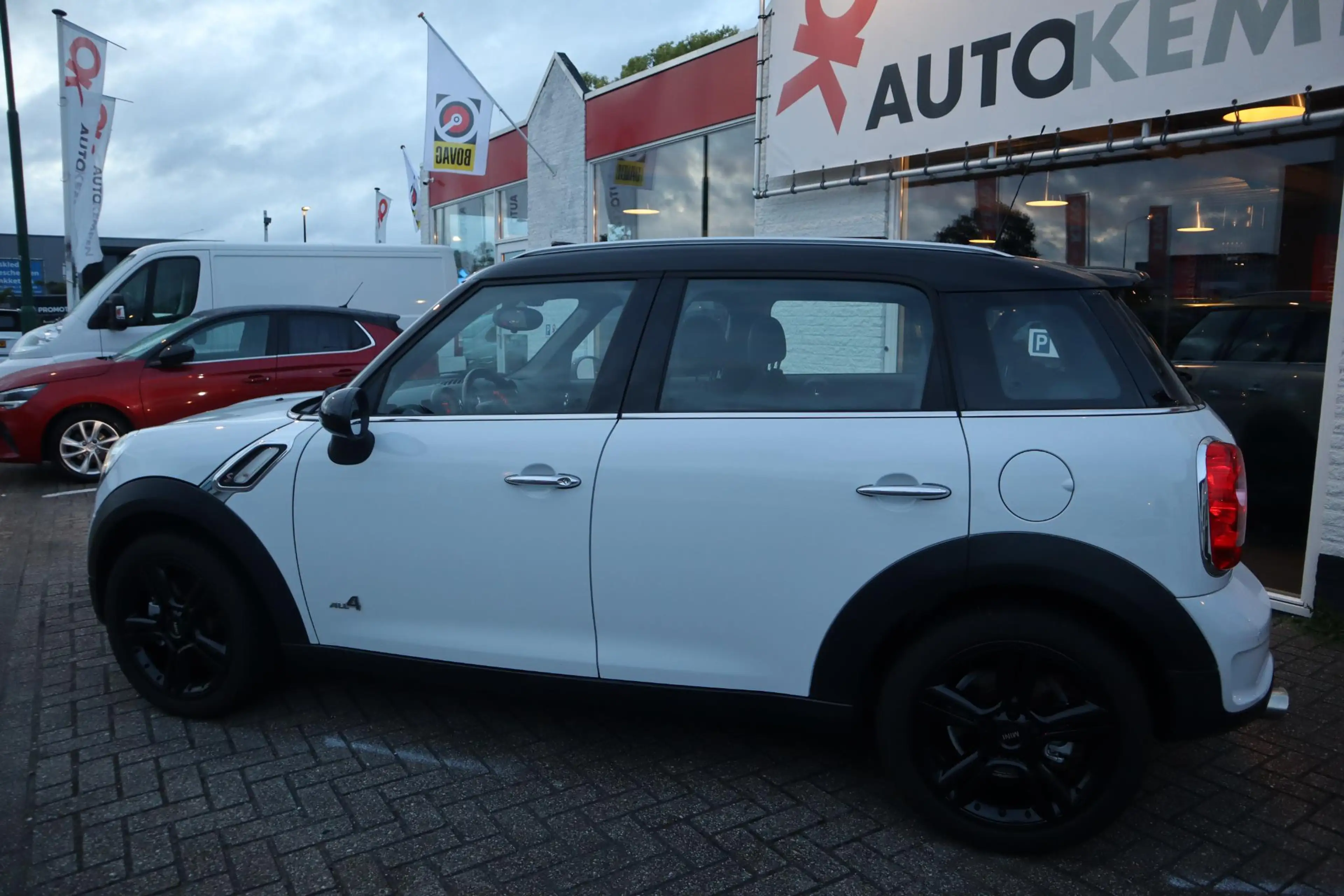 MINI Cooper S Countryman 1.6 ALL4 2xPANORAMA|NAVI|BLTH|PDC|PERFECTE STAAT — photo 2