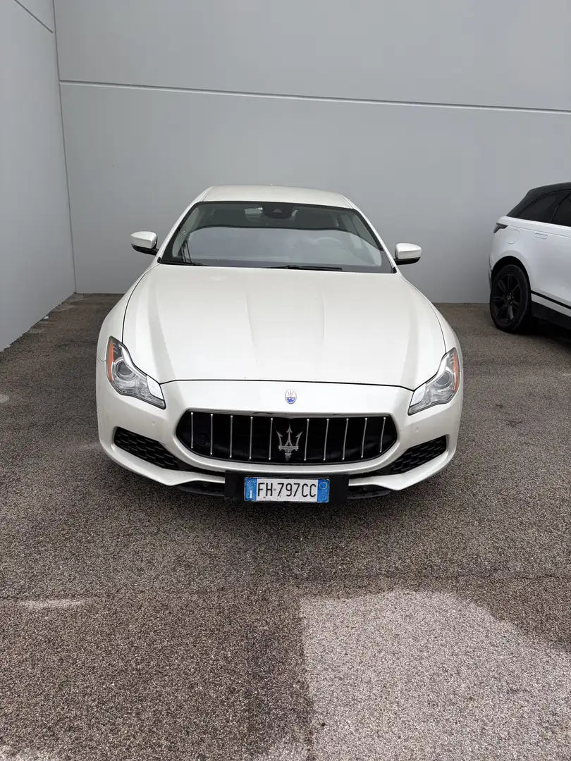 Maserati Quattroporte 3.0 V6 ds Granlusso 250cv auto Bianco - 1